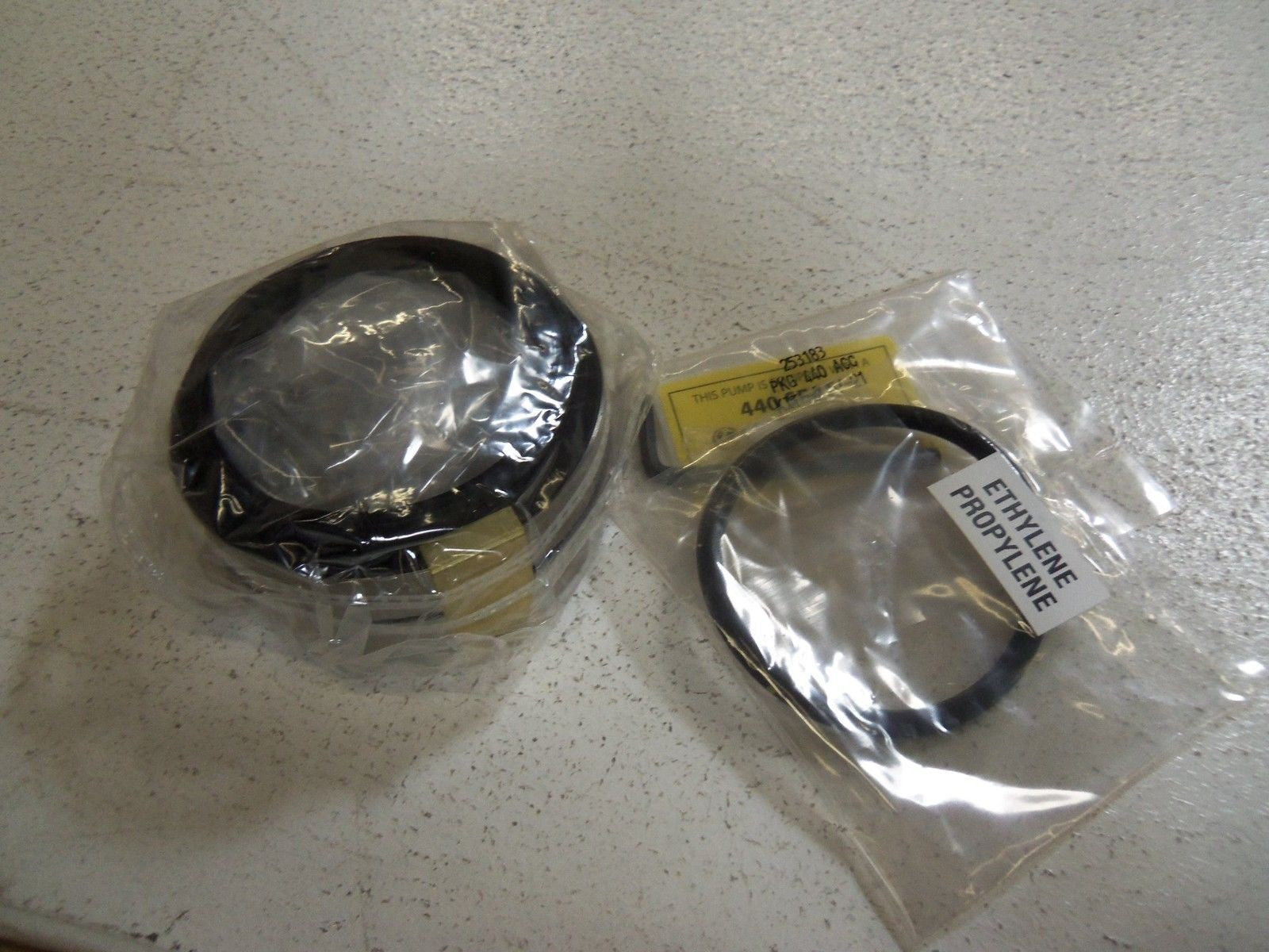 CHESTERTON 440-21 RU CB/S SEAL KIT  *NEW IN BOX*
