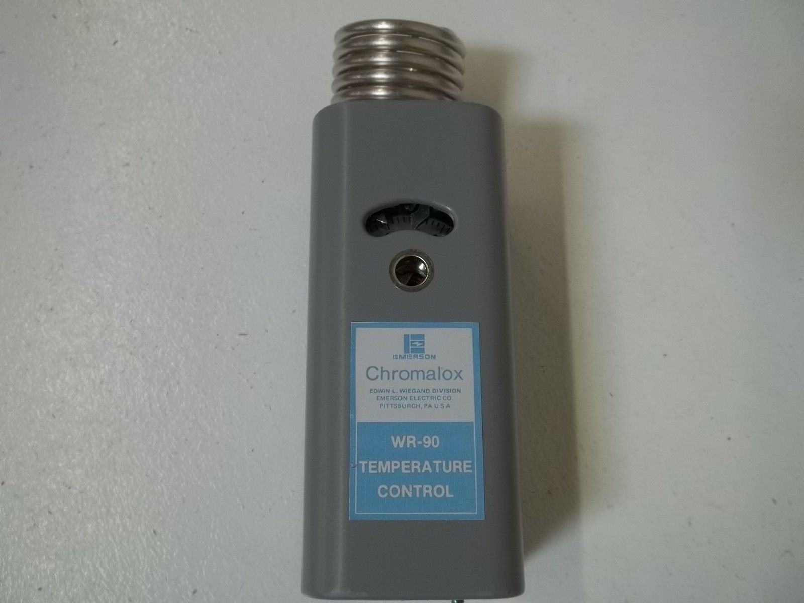 CHROMALOX WR-90 TEMPERATURE CONTROL *NEW IN BOX*