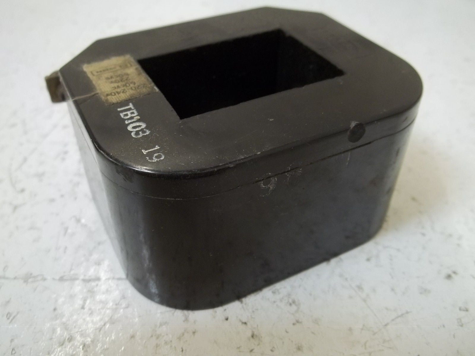 CLARK TB10319 220-240V COIL *USED*