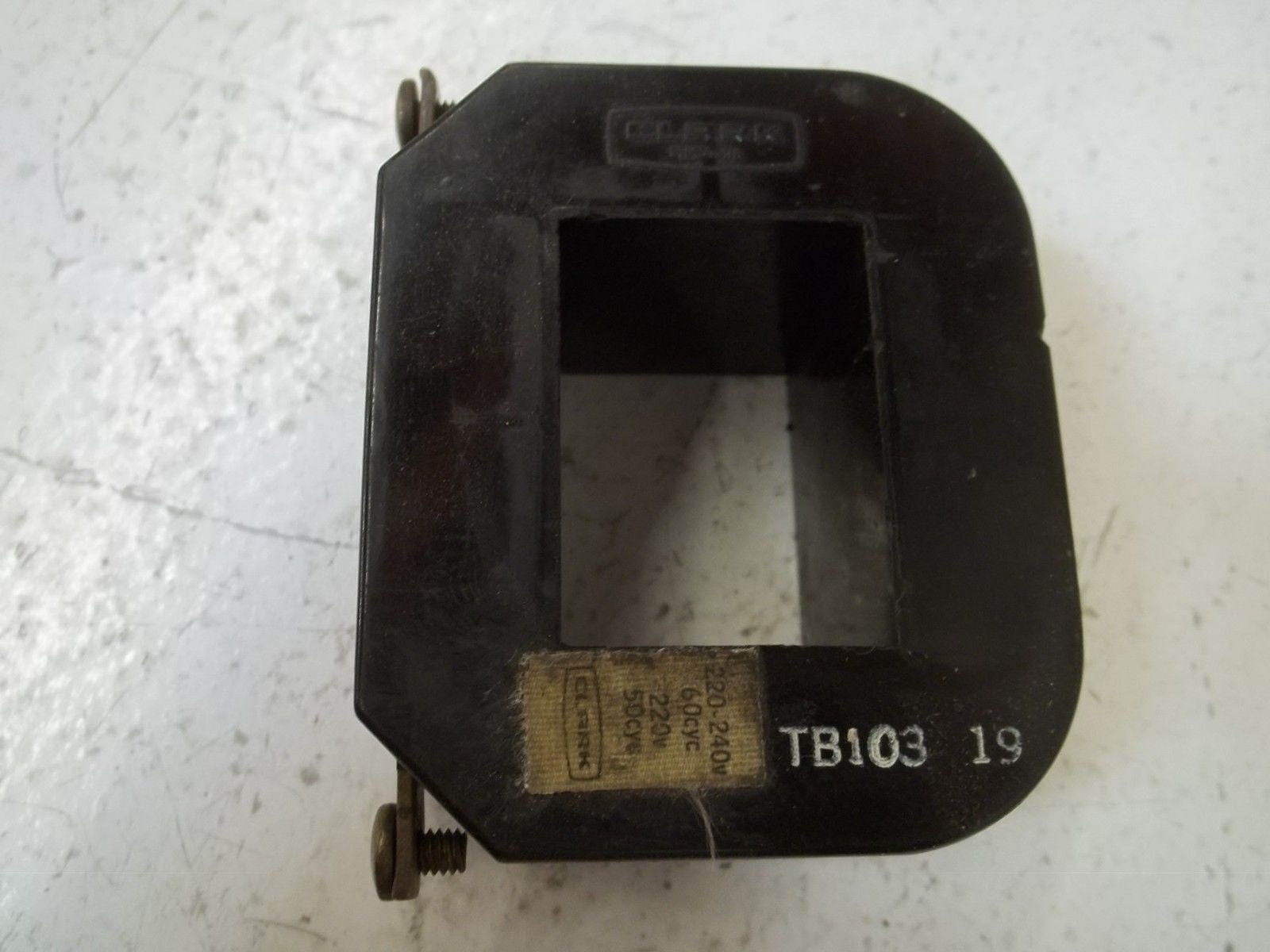CLARK TB10319 220-240V COIL *USED*
