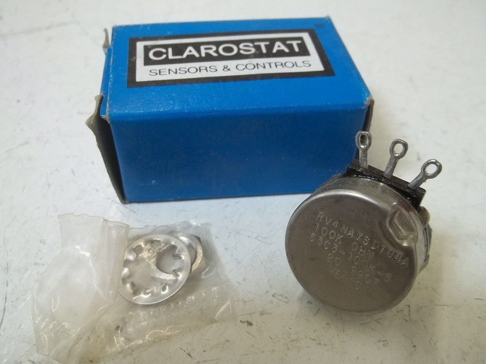 CLAROSTAT RV4NAYSD104A 53C3-100K-S POTENTIOMETER 100K OHMS *NEW IN BOX*