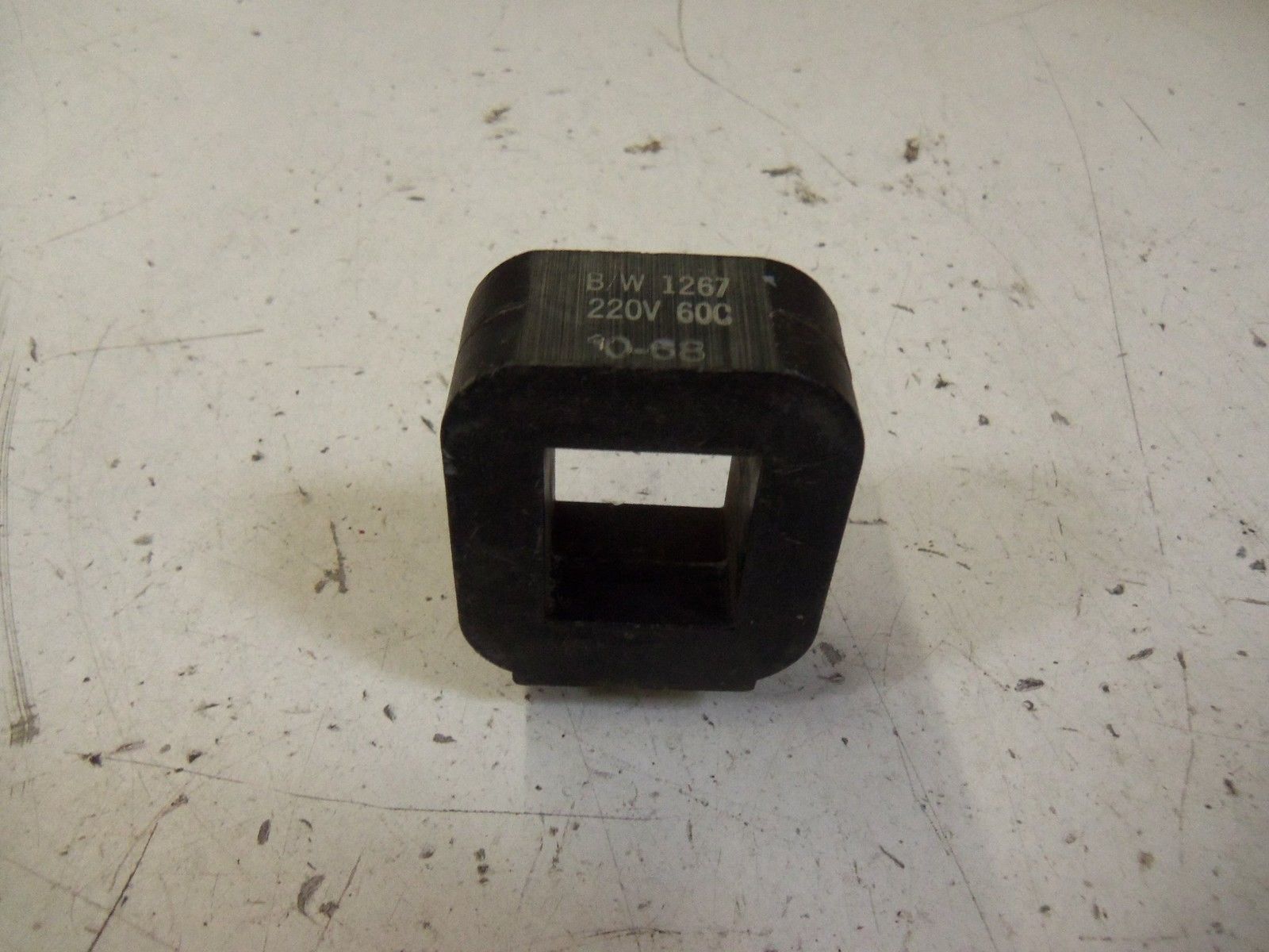 COIL 10-68 220V *USED*