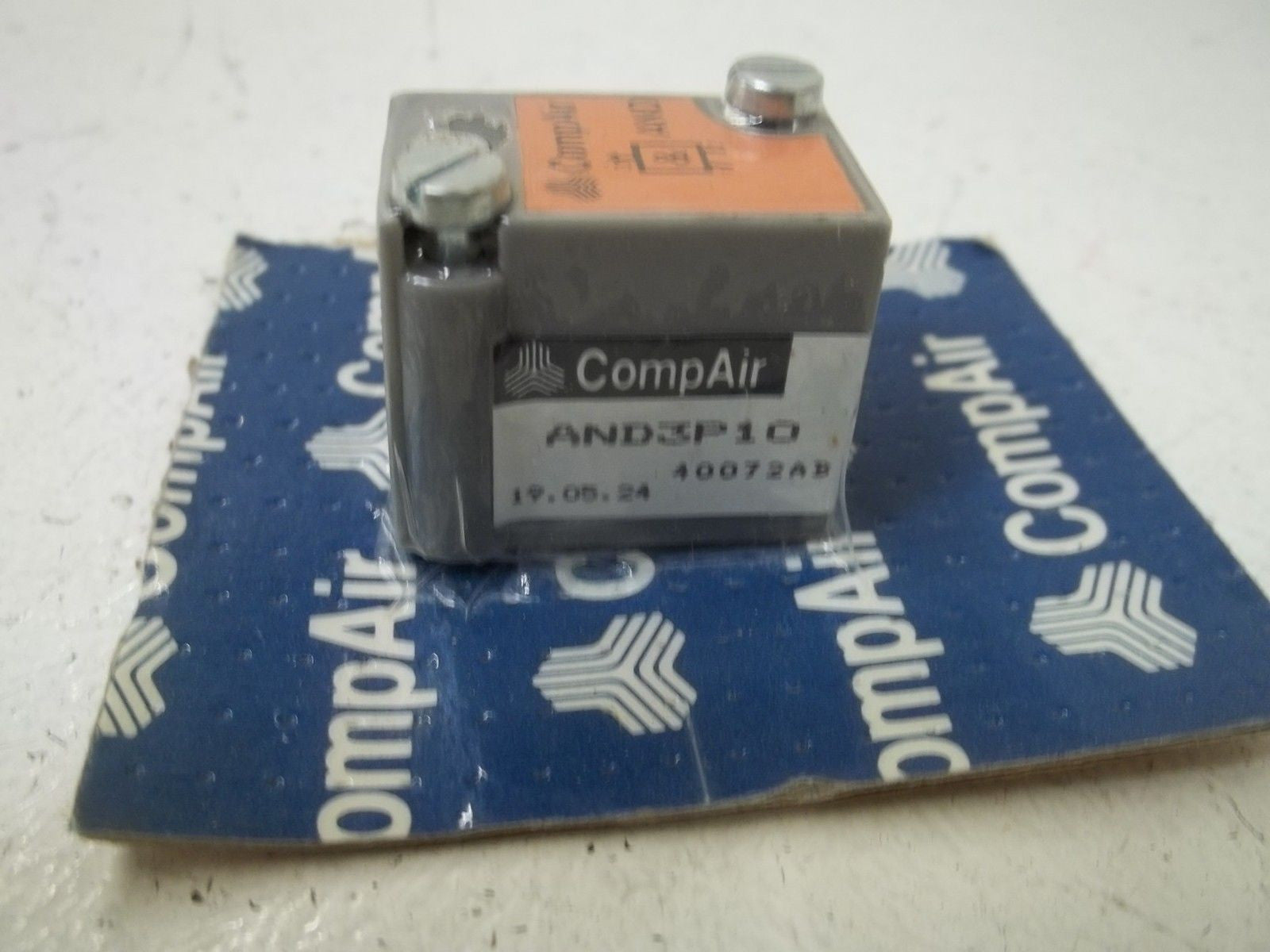 COMPAIR AND3P10 PNEUMATIC LOGIC BLOCK *ORIGINAL PACKAGE*