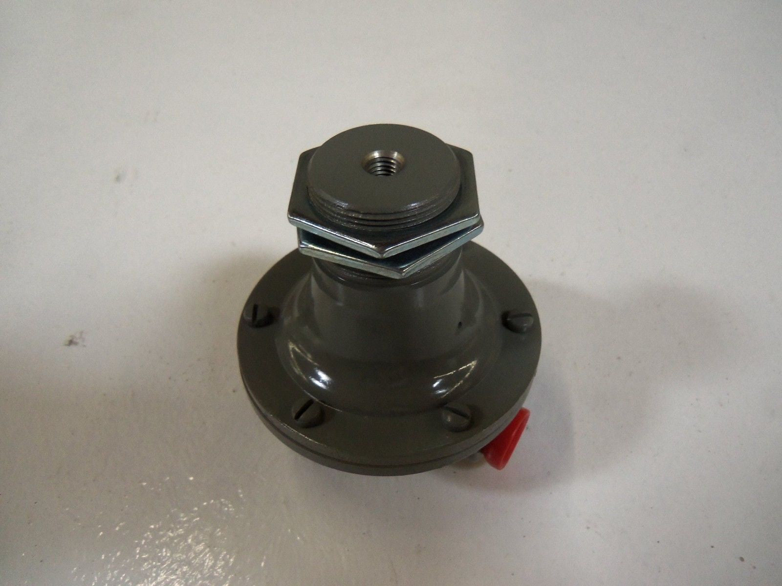 CONOFLOW GH10XT1772B 0-15PSI REGULATOR *USED*