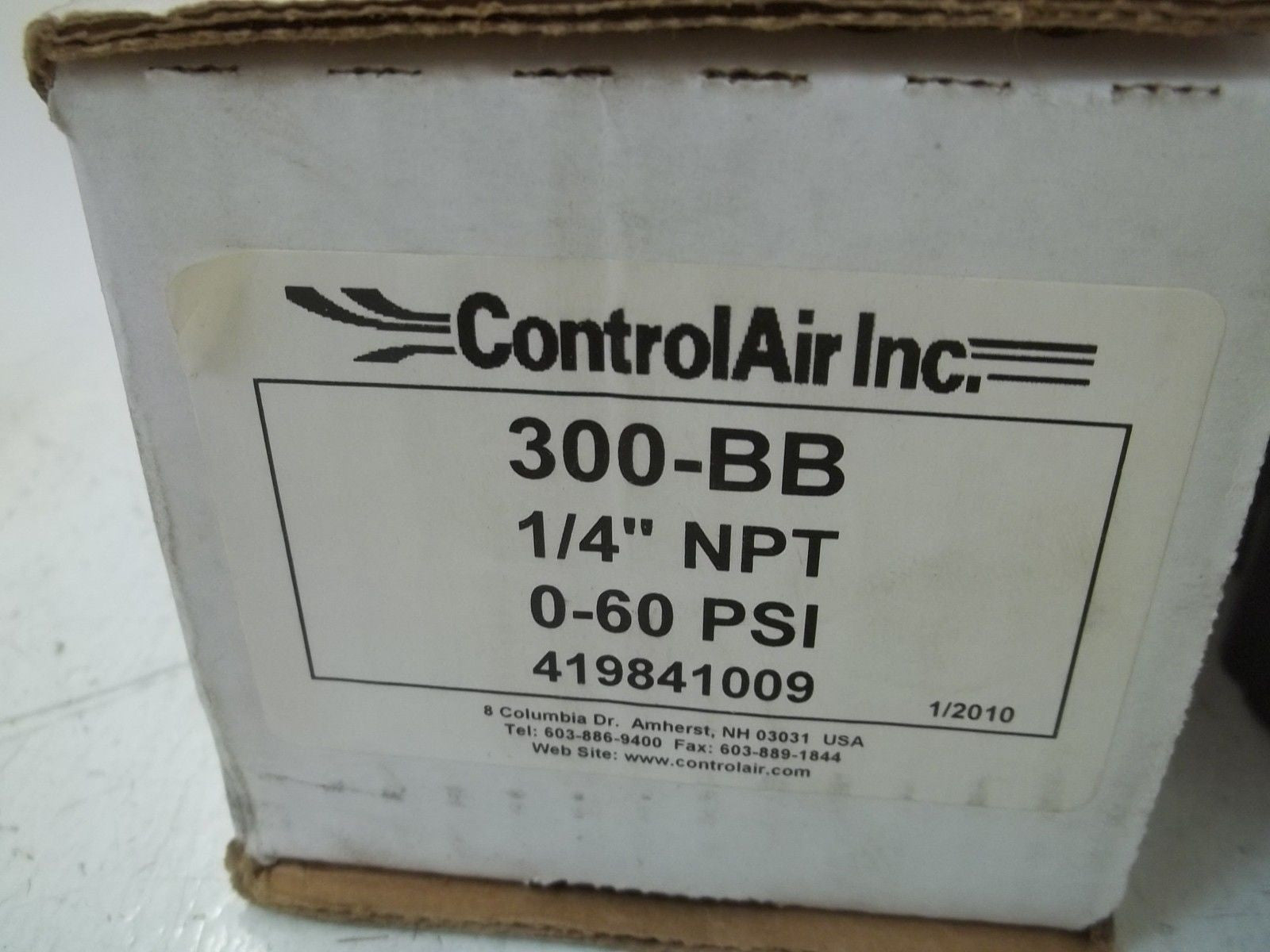 CONTROL AIR INC. 300-BB 1/4"NPT PRESSURE REGULATOR *NEW IN BOX*