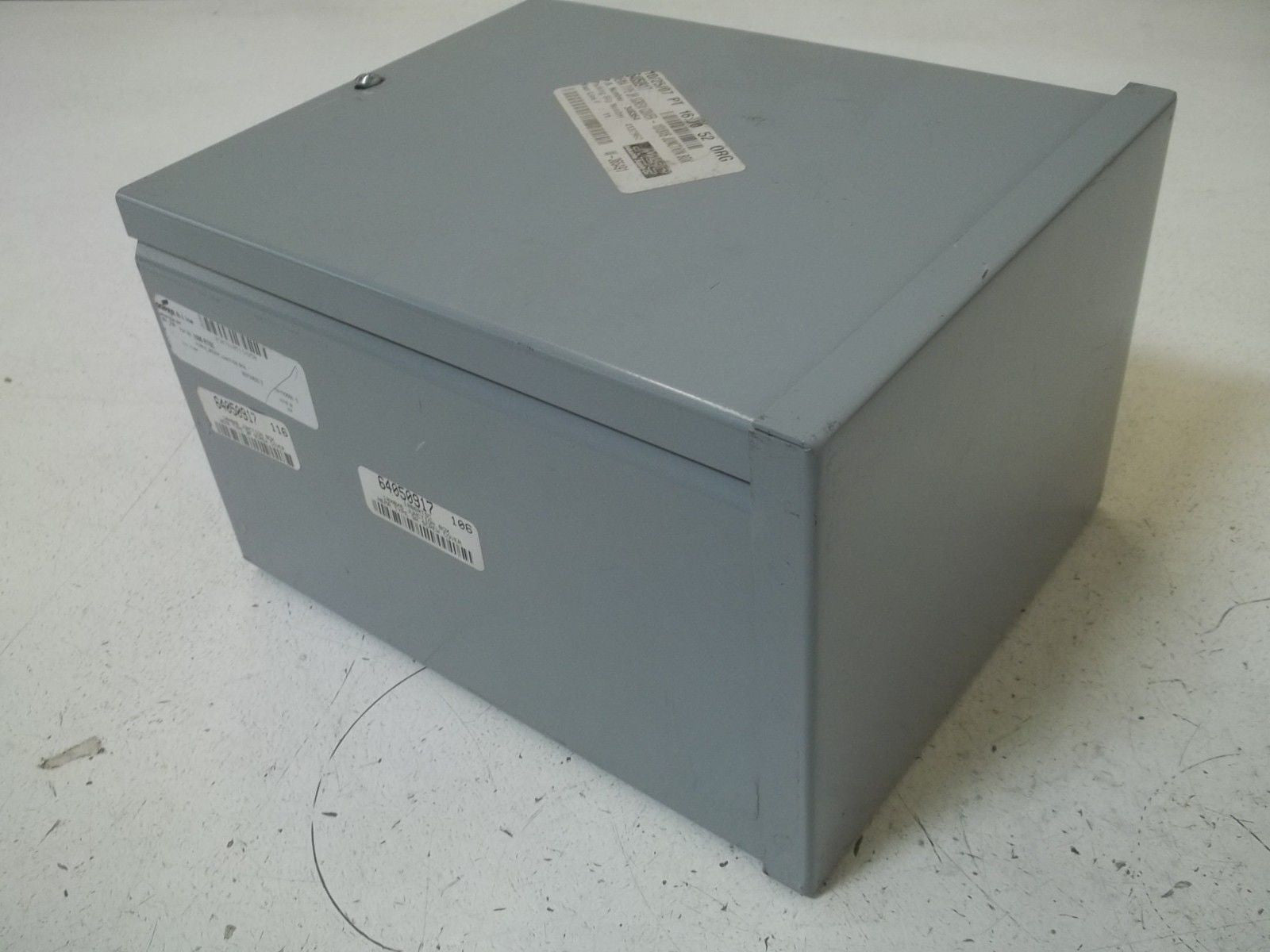 COOPER 1086RTSC COVER ENCLOSURE *NEW NO BOX*