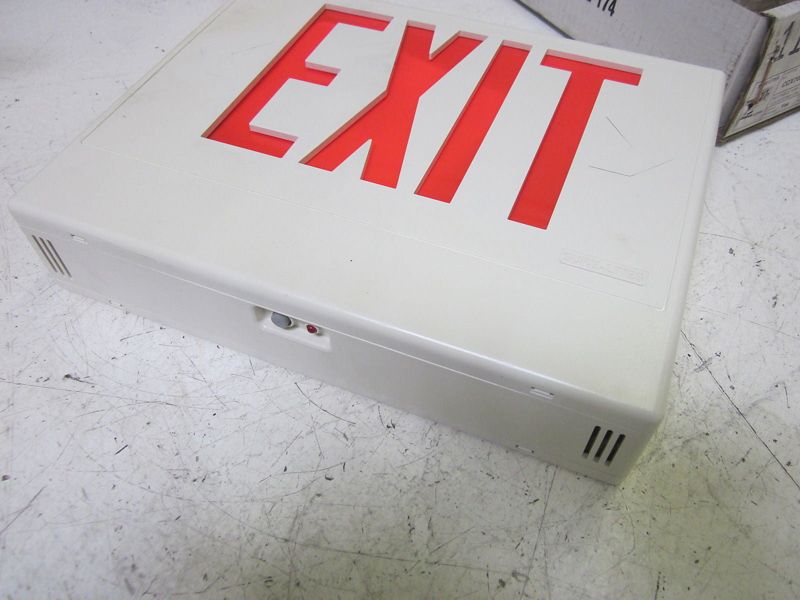 COOPER SUPER-LITES CCX70RWH EMERGENCY EXIT SIGN 120/277V *NEW IN BOX*