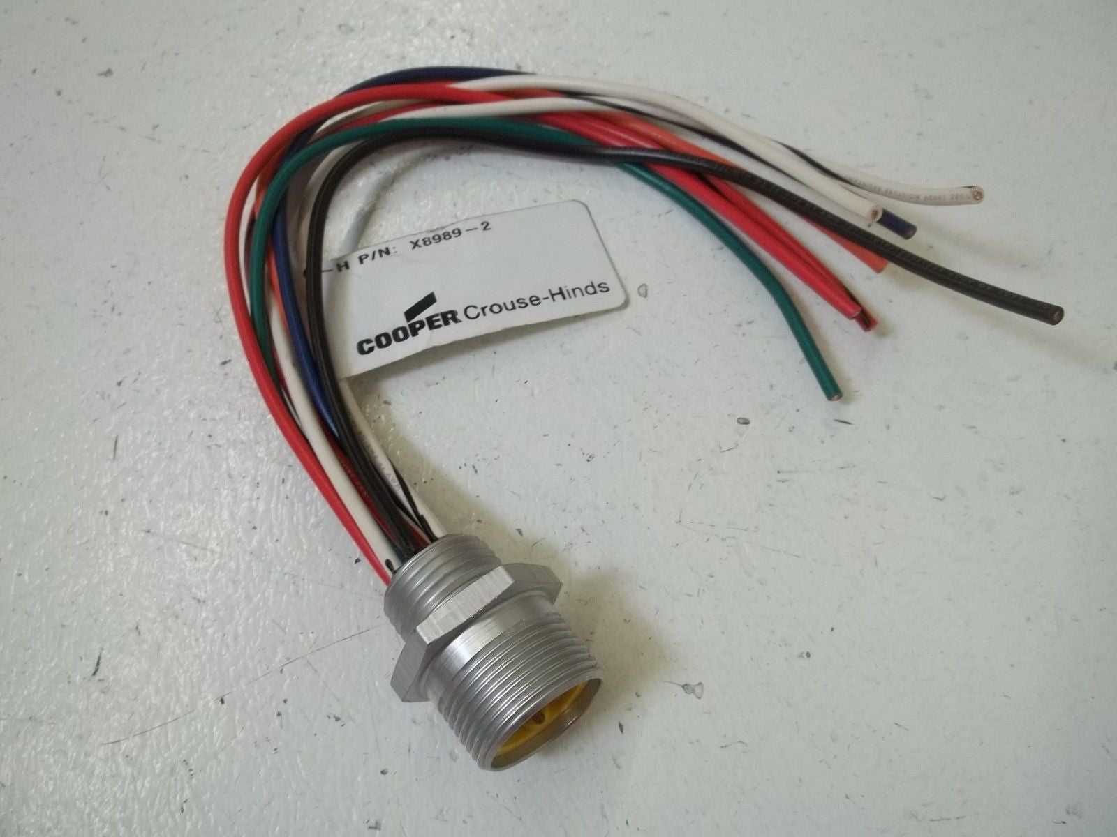 COOPER X8989-2 CONNECTOR  *USED*