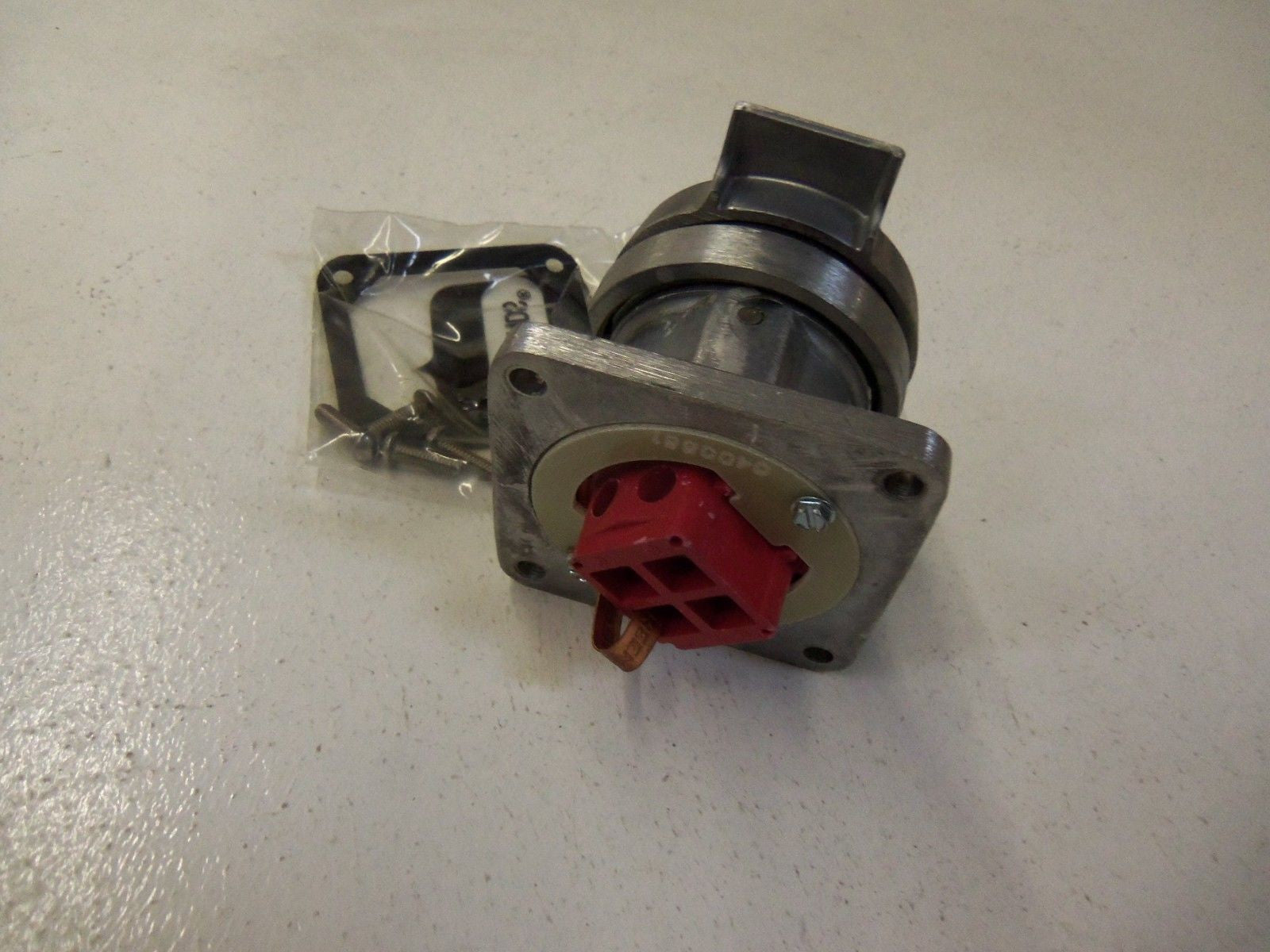 CROUSE-HINDS AR342 RECEPTACLE *NEW IN BOX*