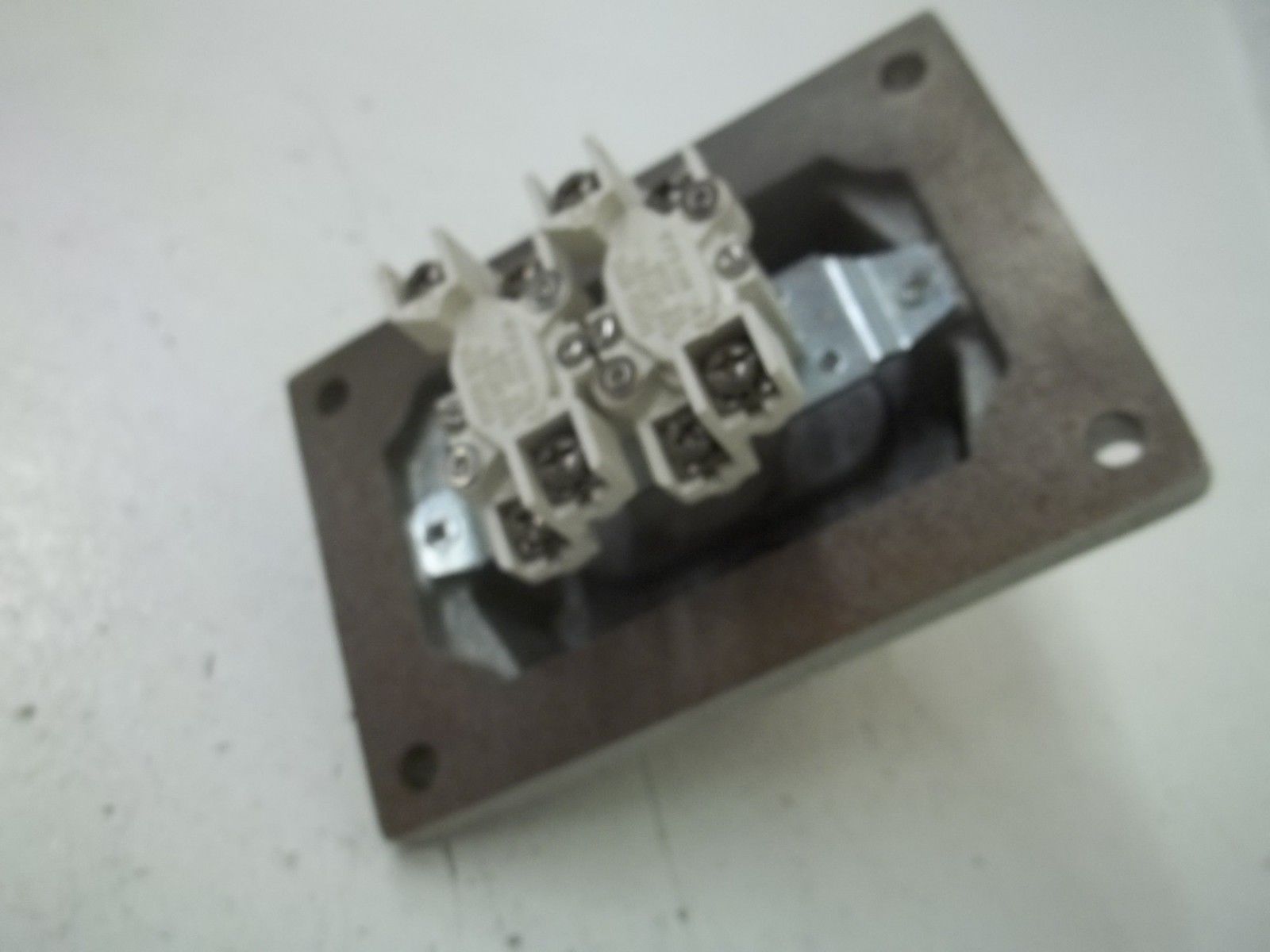 CROUSE-HINDS DSD920 EXPLOSION PROOF FRONT OPERATION COVER *NEW IN BOX*