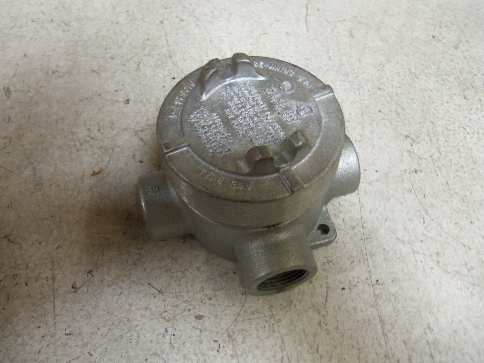 CROUSE-HINDS EAJX36 CONDUIT *NEW IN BOX*