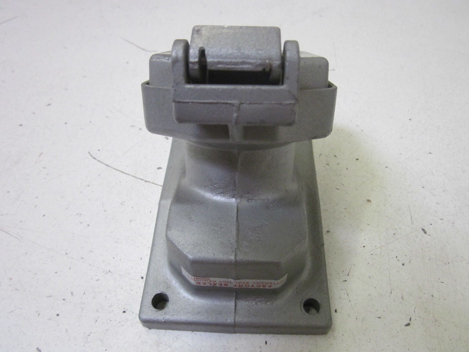 CROUSE-HINDS ENRC21201 *USED*