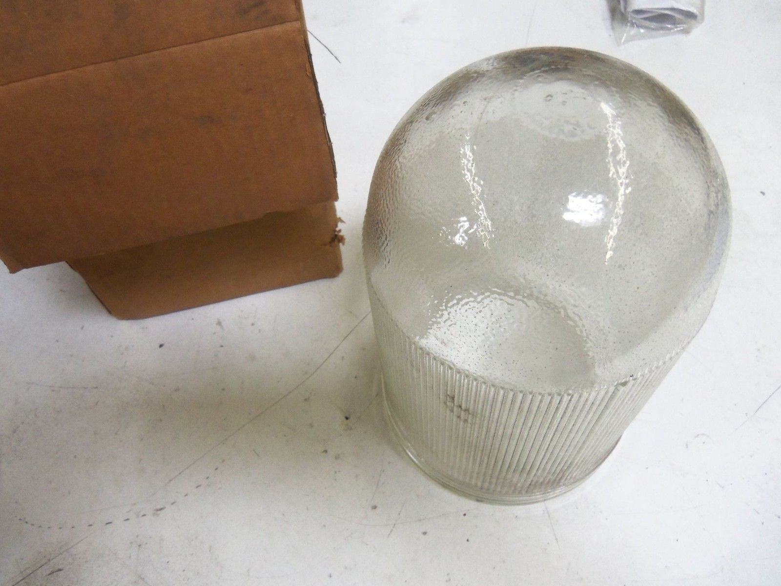 CROUSE-HINDS G34 GLOBE *NEW IN BOX*