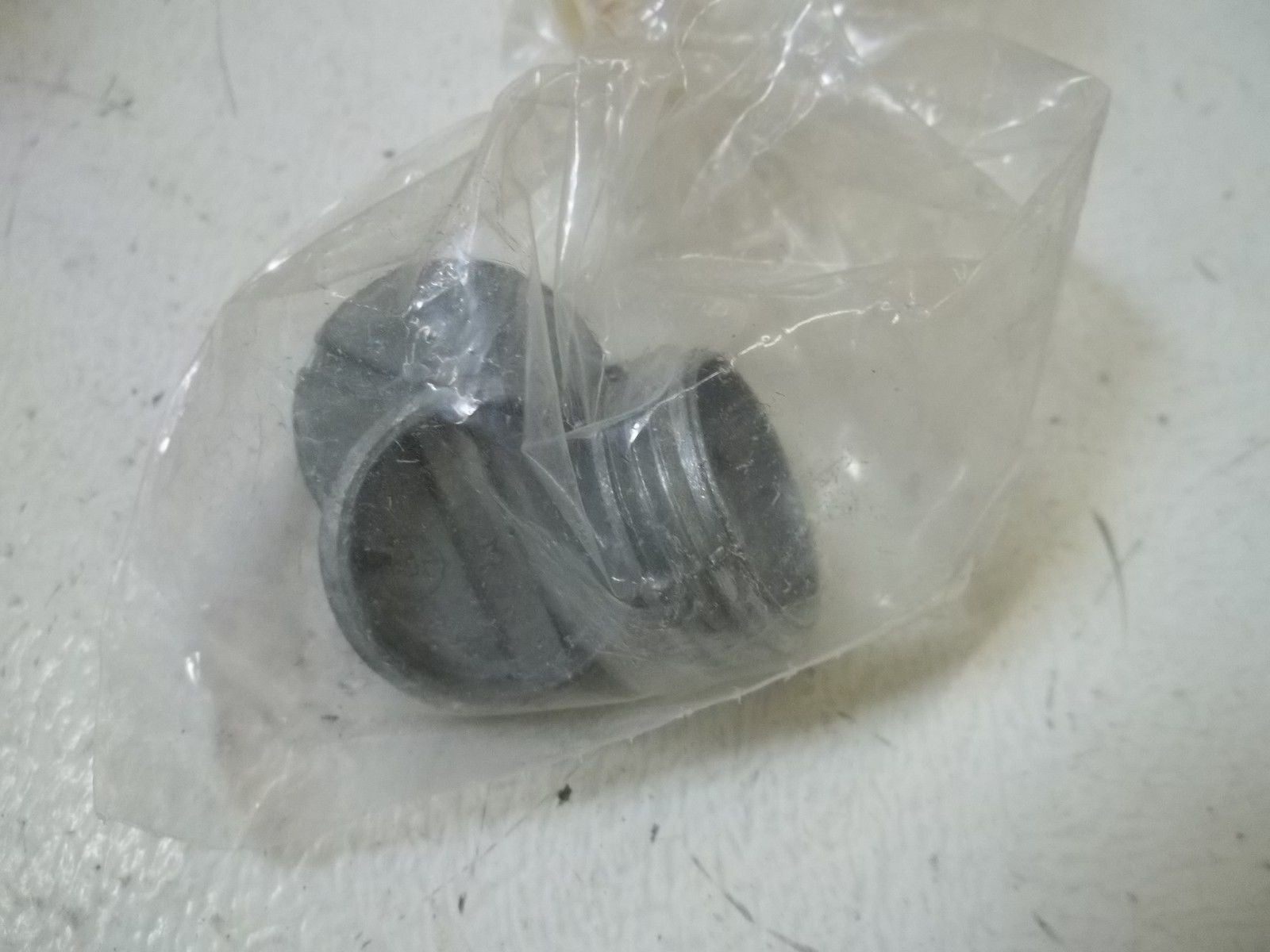 CROUSE-HINDS GRFX219 OUTLET BOX *NEW IN BOX*