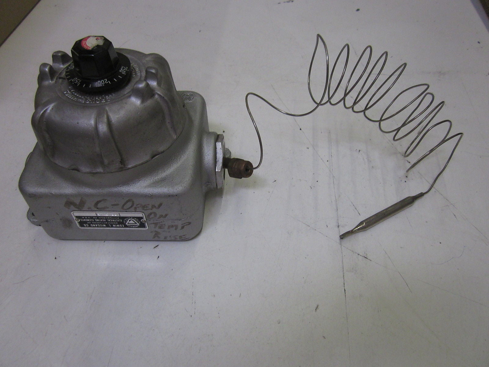 CROUSE-HINDS GUSC380 *USED*