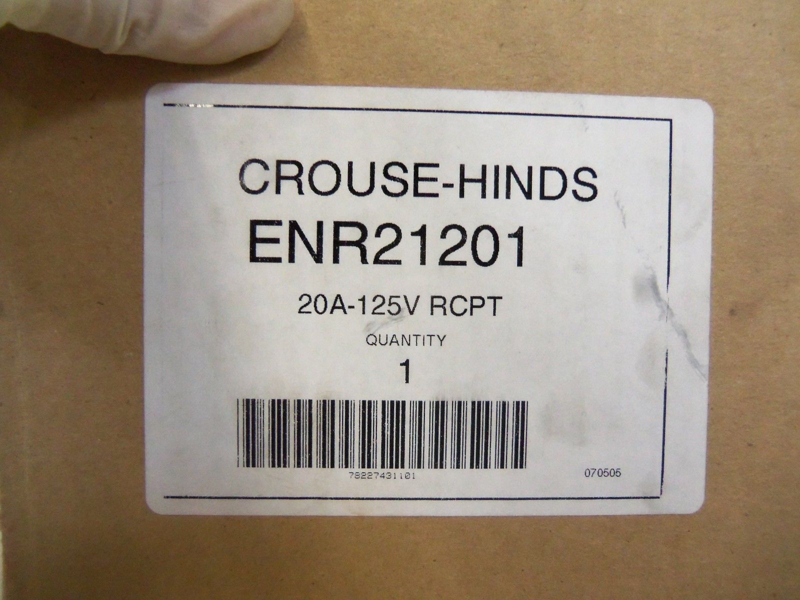 CROUSE-HINDS RECEPTACLE INTERLOCKED WITH SWITCH ENR21201 *NEW IN BOX*