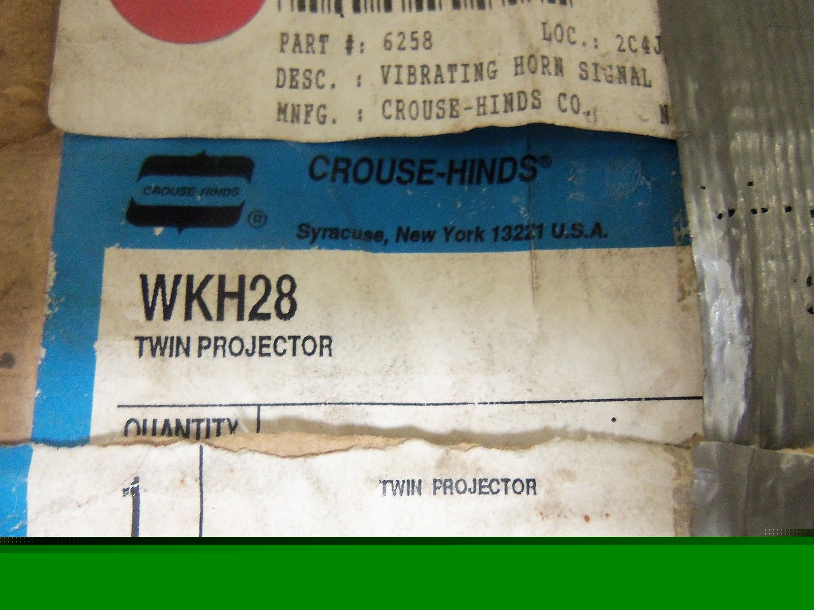 CROUSE-HINDS WKH28 *NEW IN BOX*