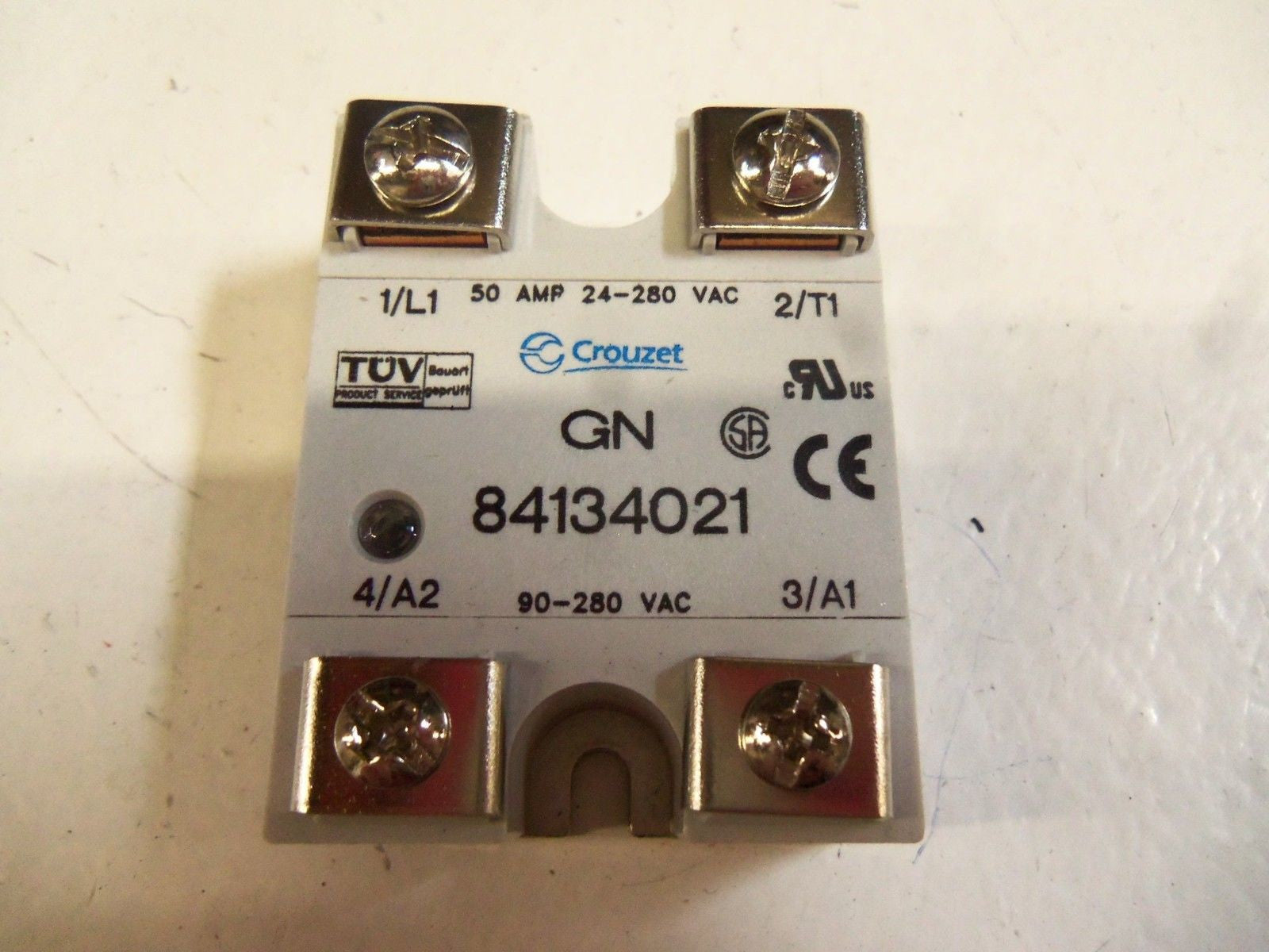 CROUZET 84134021 SOLID-STATE RELAY *NEW IN BOX*