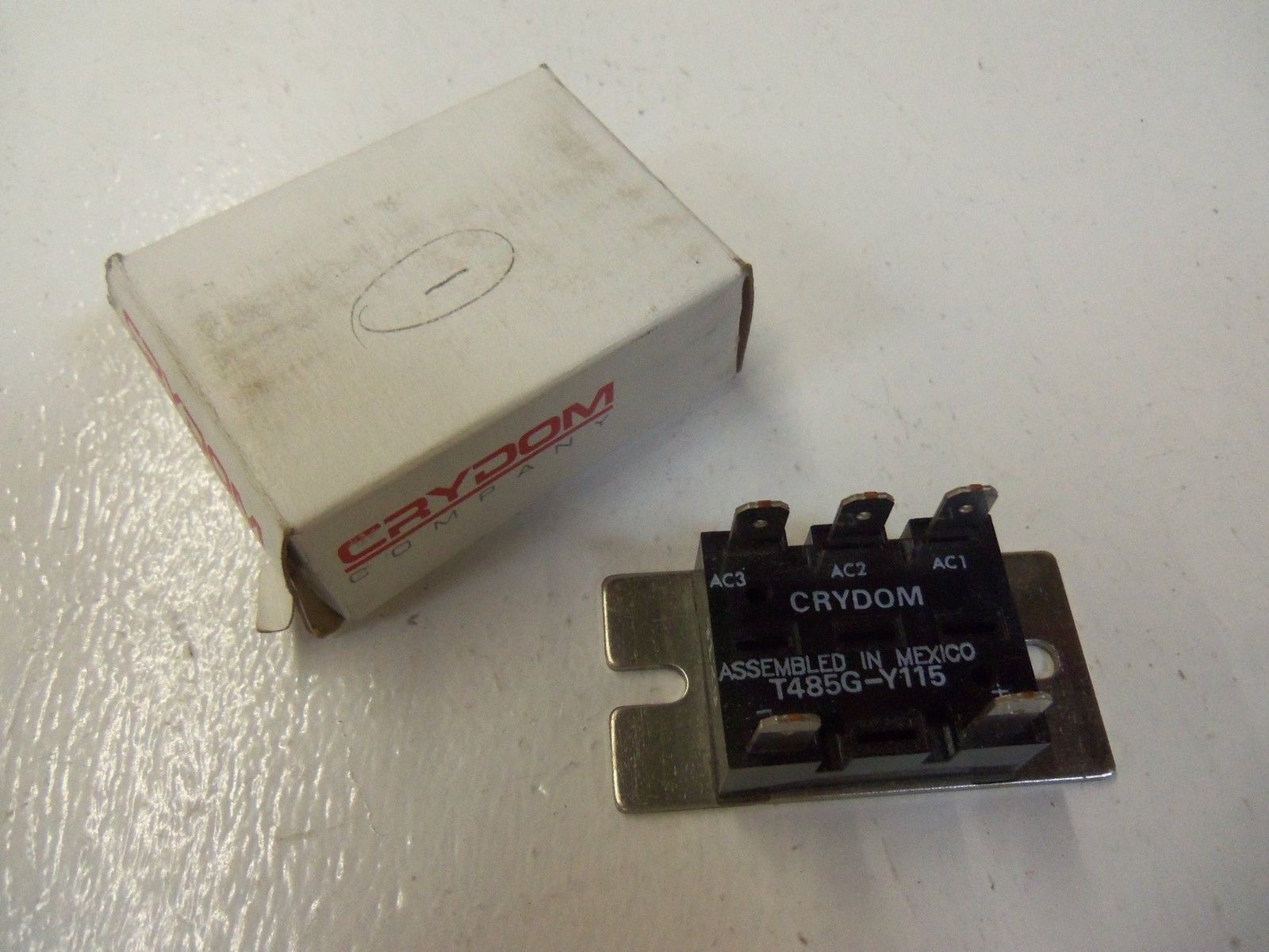 CRYDOM T485G-Y115 *NEW IN BOX*