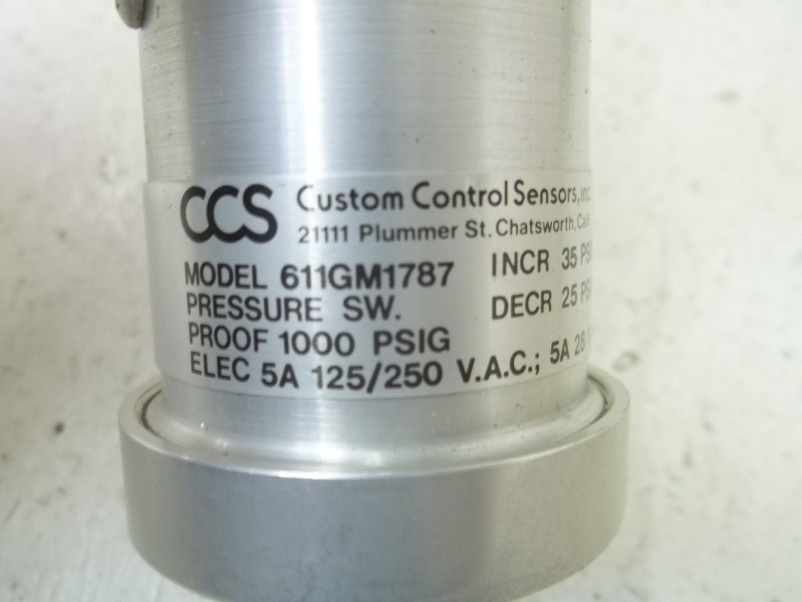 CUSTOM CONTROL SENSORS, INC.  611GM1787 PRESSURE SWITCH 1000PSIG *NEW IN BOX*