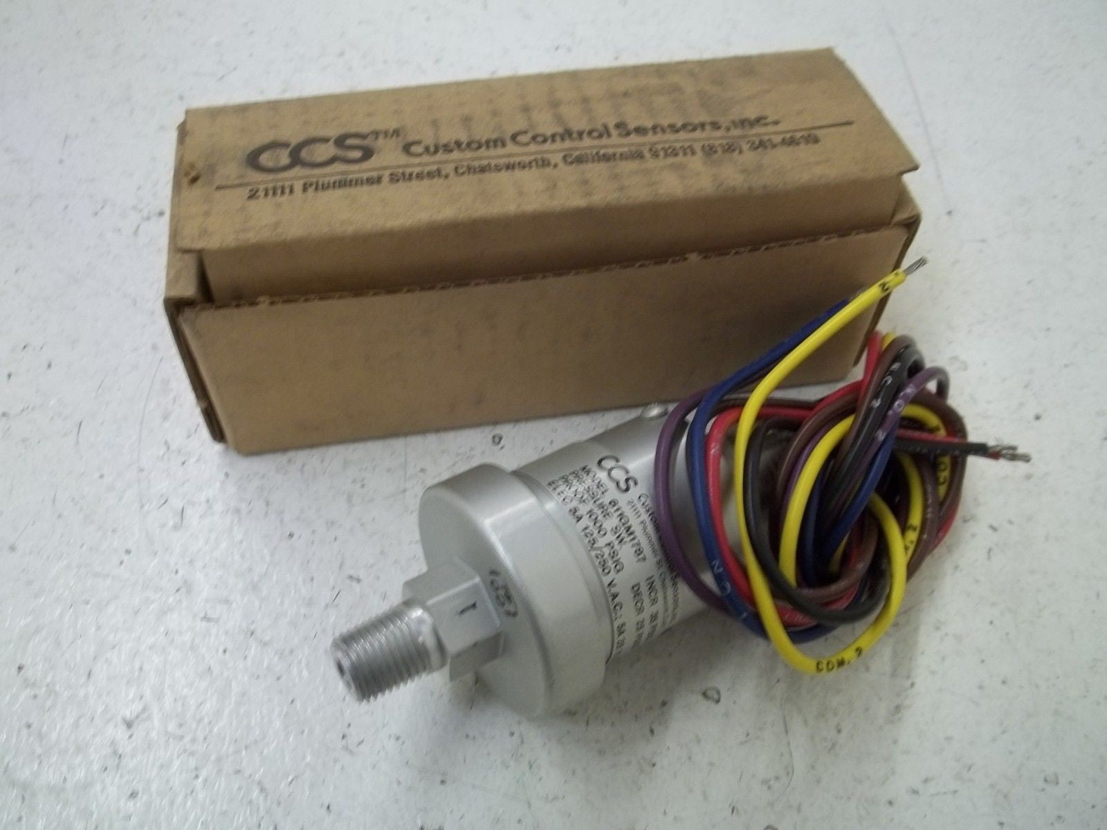 CUSTOM CONTROL SENSORS, INC.  611GM1787 PRESSURE SWITCH 1000PSIG *NEW IN BOX*