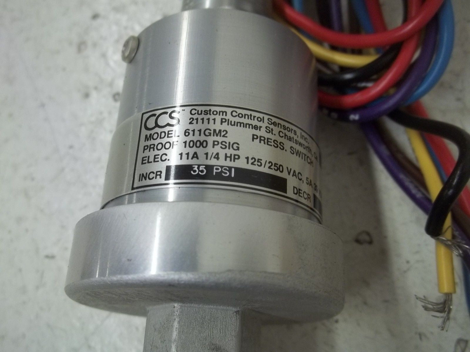 CUSTOM CONTROL SENSORS, INC. 611GM2 PRESSURE SWITCH 1000PSIG *NEW IN BOX*
