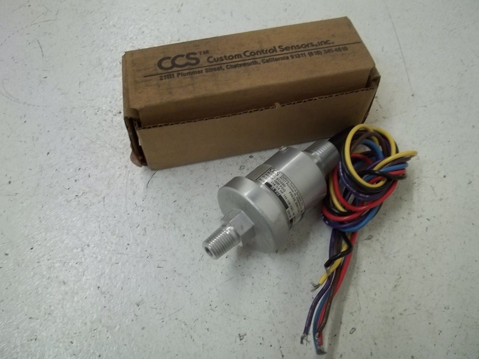 CUSTOM CONTROL SENSORS, INC. 611GM2 PRESSURE SWITCH 1000PSIG *NEW IN BOX*