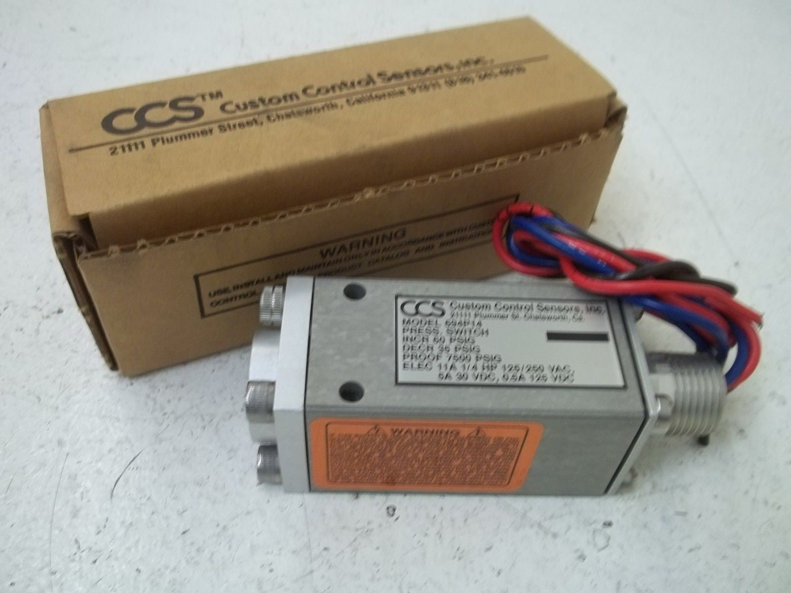 CUSTOM CONTROL SENSORS, INC. 694P14 PRESSURE SWITCH 60PSIG*NEW IN BOX*