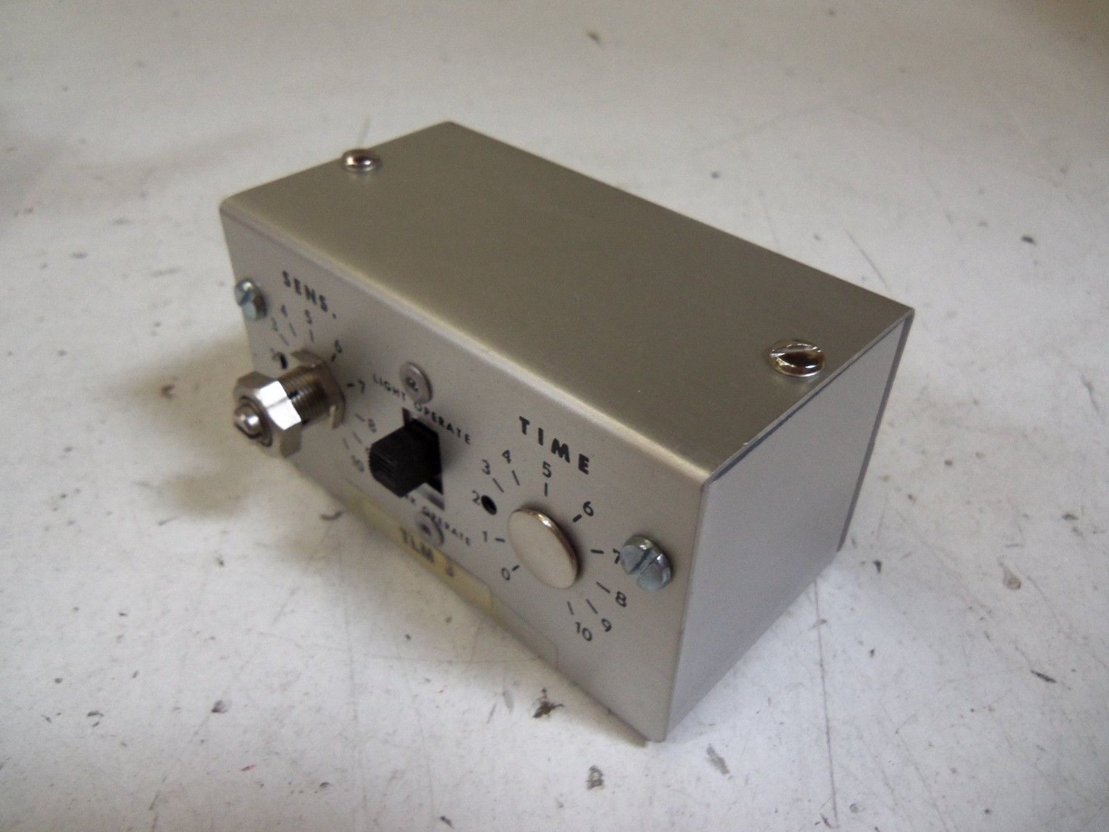 CUSTOM INDUSTRIAL CONTROLS, INC. TML 3 *USED*