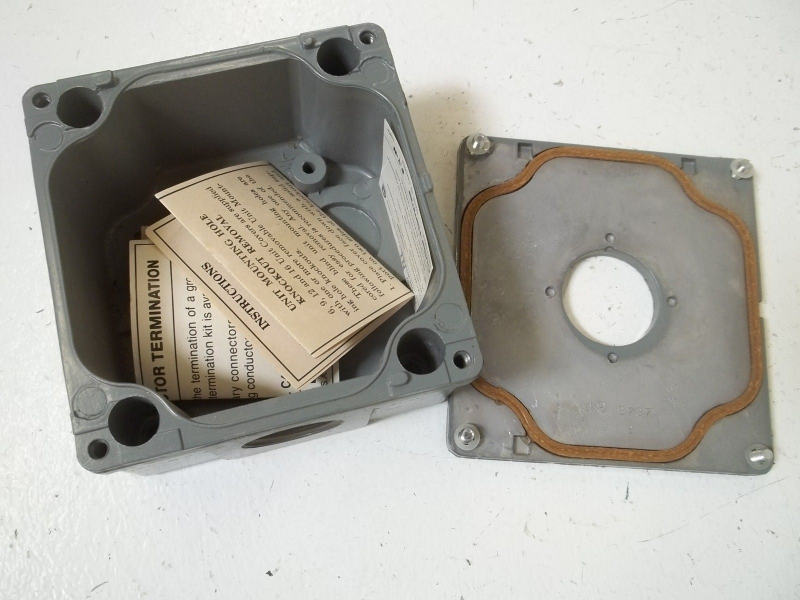 CUTLER HAMMER 10250TN1  ENCLOSURE *USED*