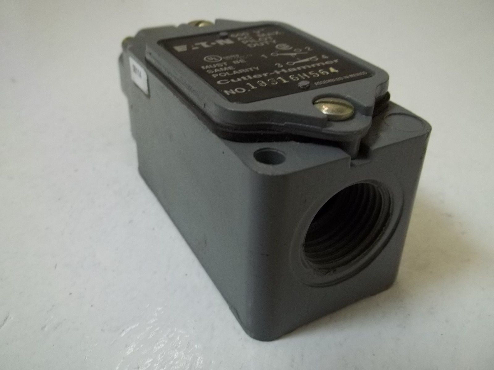 CUTLER HAMMER 10316H564 *USED*