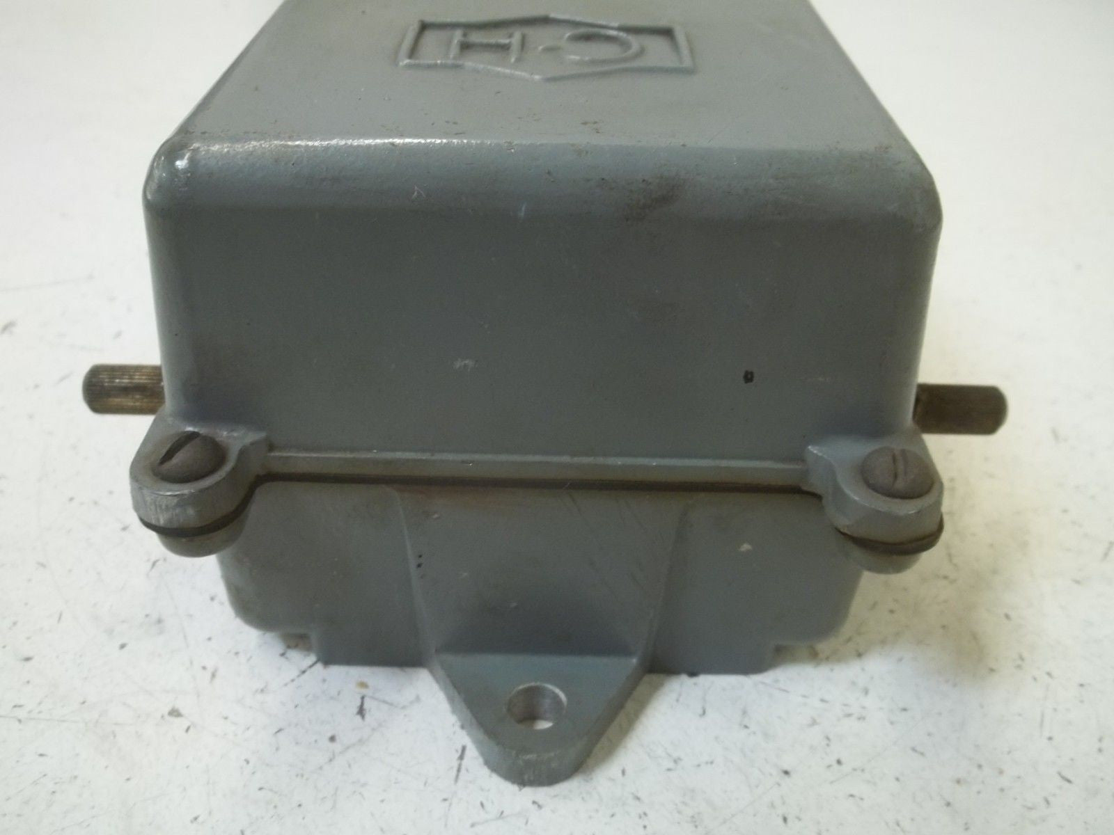 CUTLER-HAMMER 14977H14B *USED*