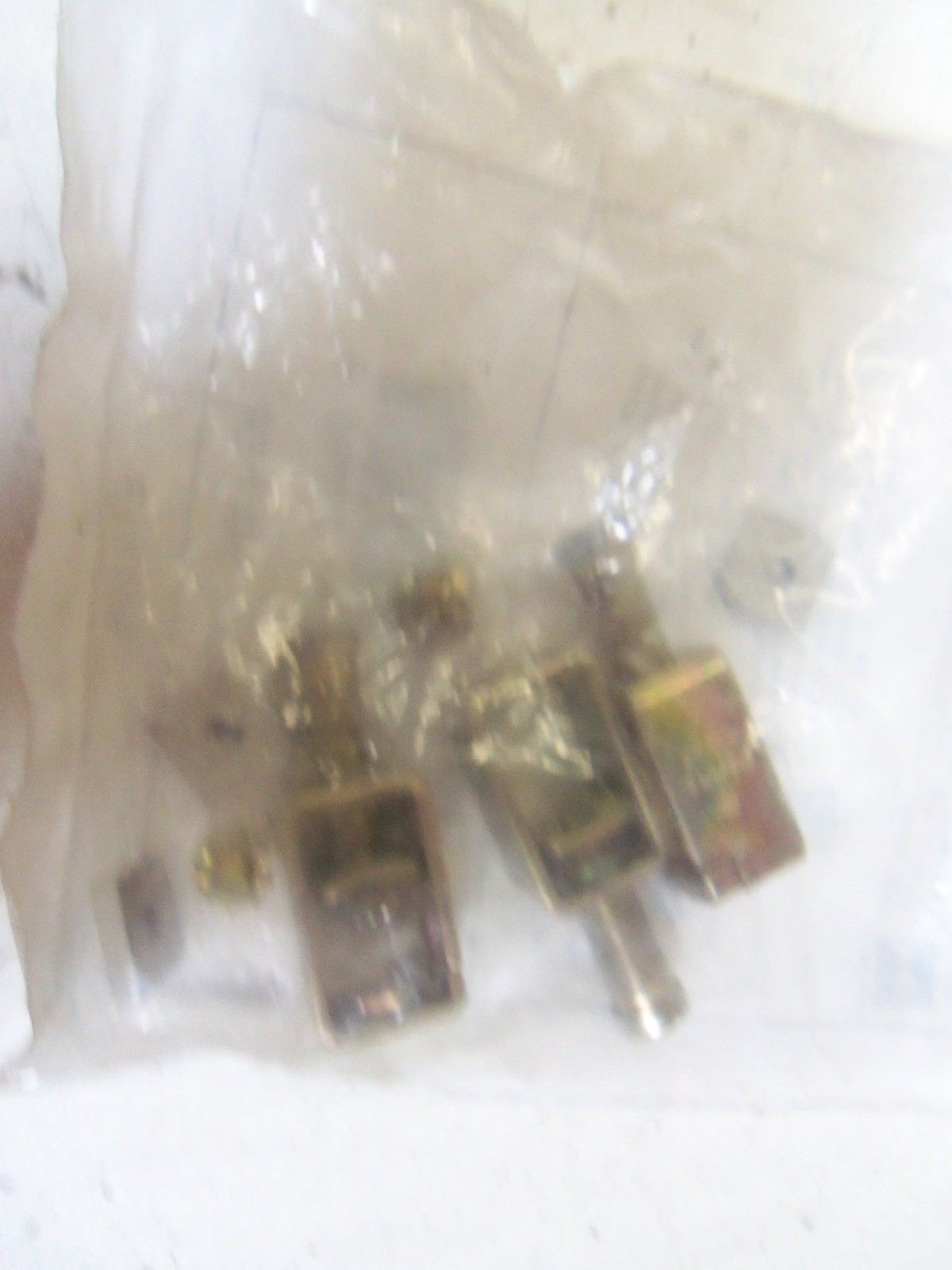 CUTLER HAMMER 624B100G02 *NEW IN FACTORY BAG*