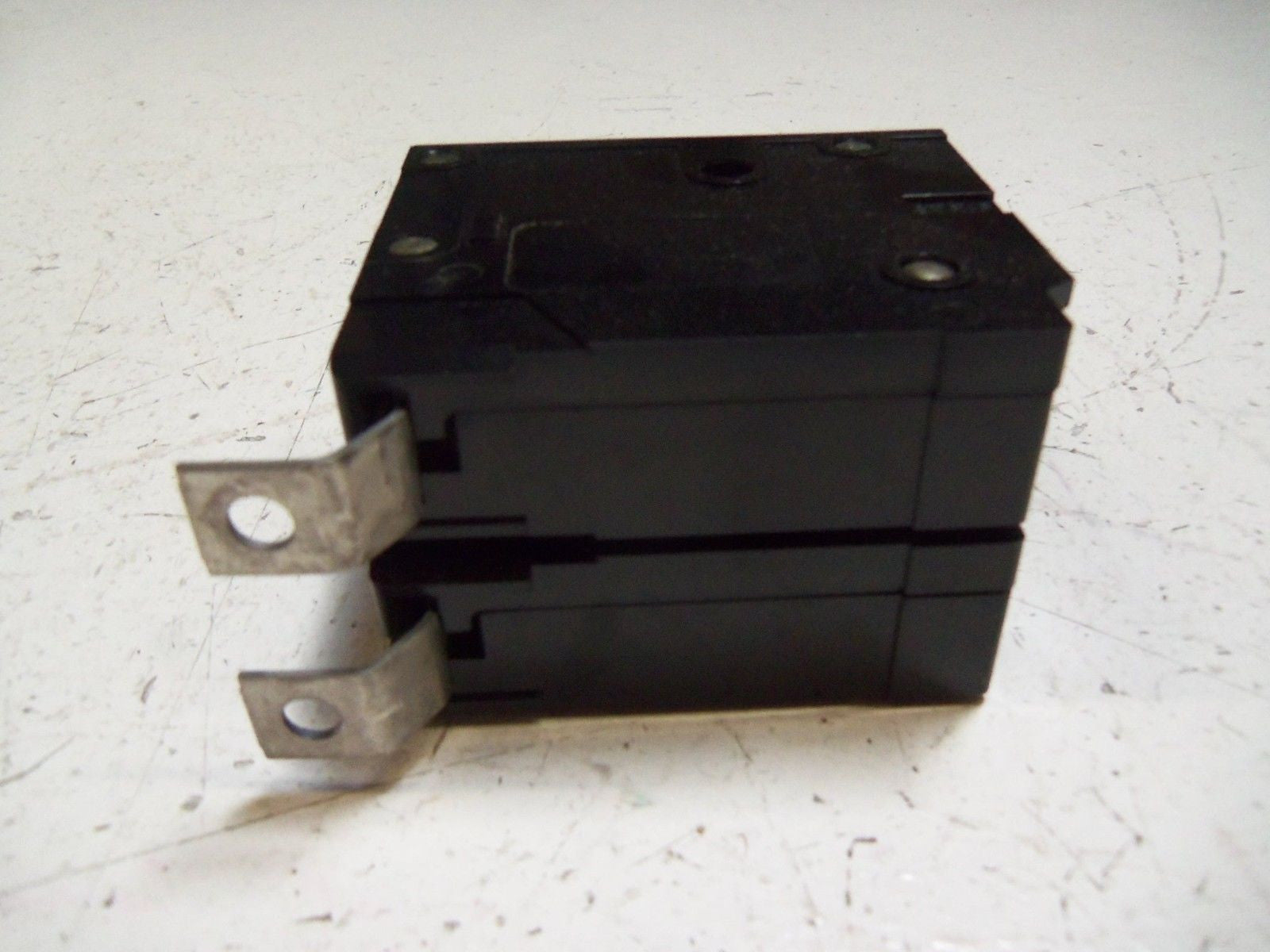 CUTLER HAMMER BAB2015H CIRCUIT BREAKER *NEW IN BOX*