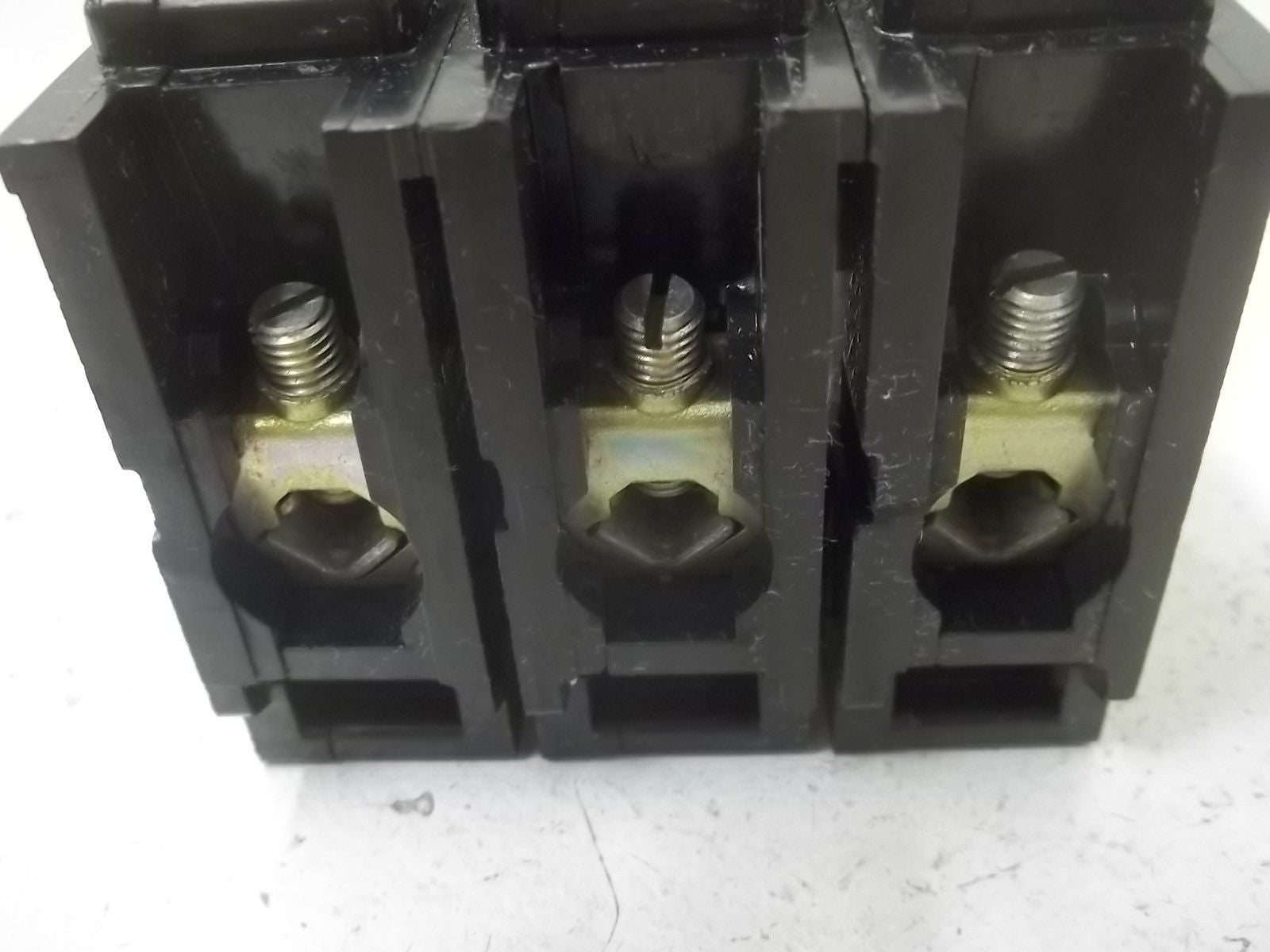 CUTLER HAMMER BAB32020H CIRCUIT BREAKER *USED*