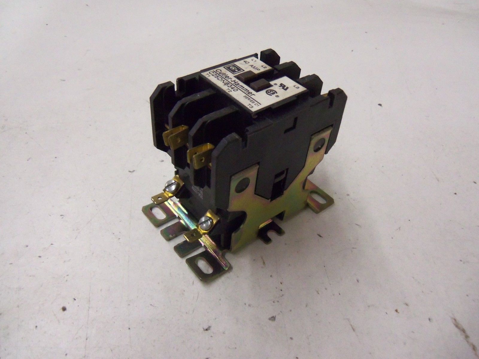 CUTLER HAMMER C25DNB340 *USED*