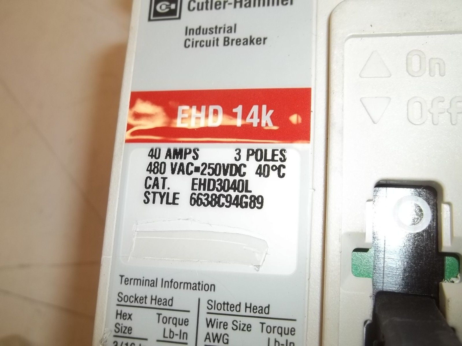 CUTLER HAMMER CIRCUIT BREAKER EHD3040L *USED*