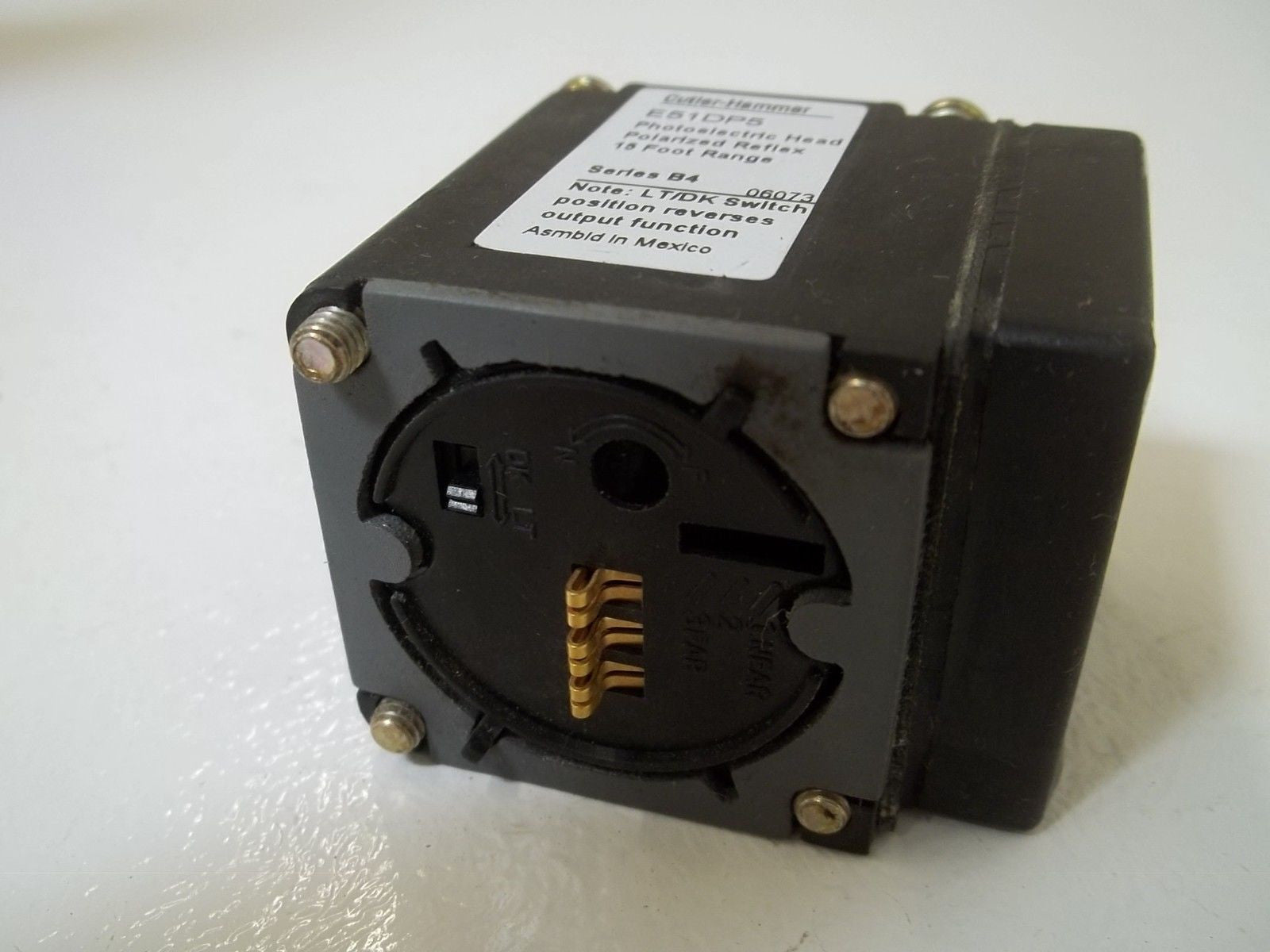CUTLER HAMMER E51DP5 SER.B4  PHOTOELECTRIC HEAD *USED*