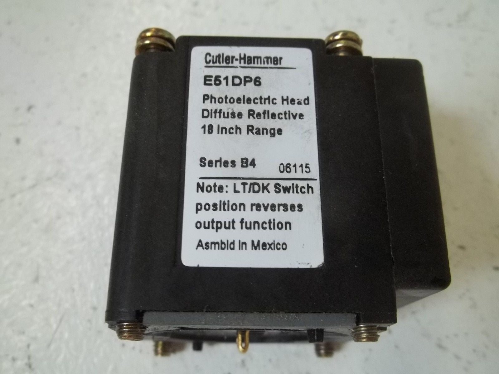 CUTLER HAMMER E51DP6 PHOTOELECTRIC HEAD *NEW IN BOX*