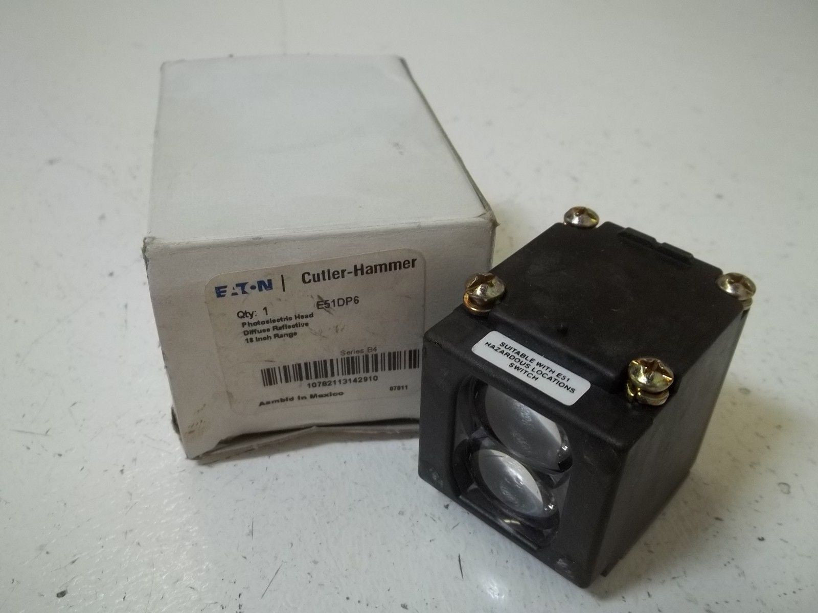 CUTLER HAMMER E51DP6 PHOTOELECTRIC HEAD *NEW IN BOX*