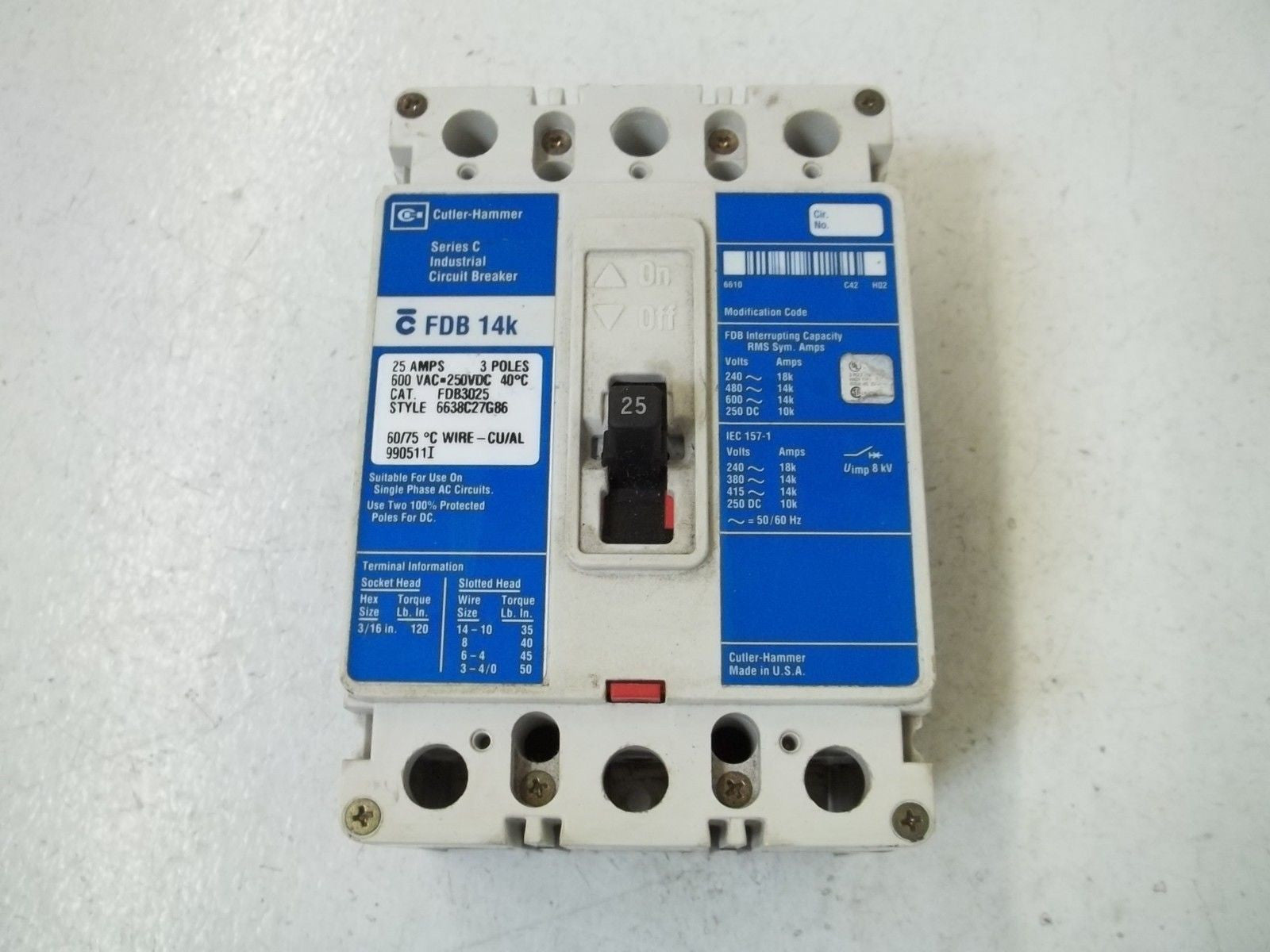CUTLER HAMMER FDB3025 CIRCUIT BREAKER *USED*