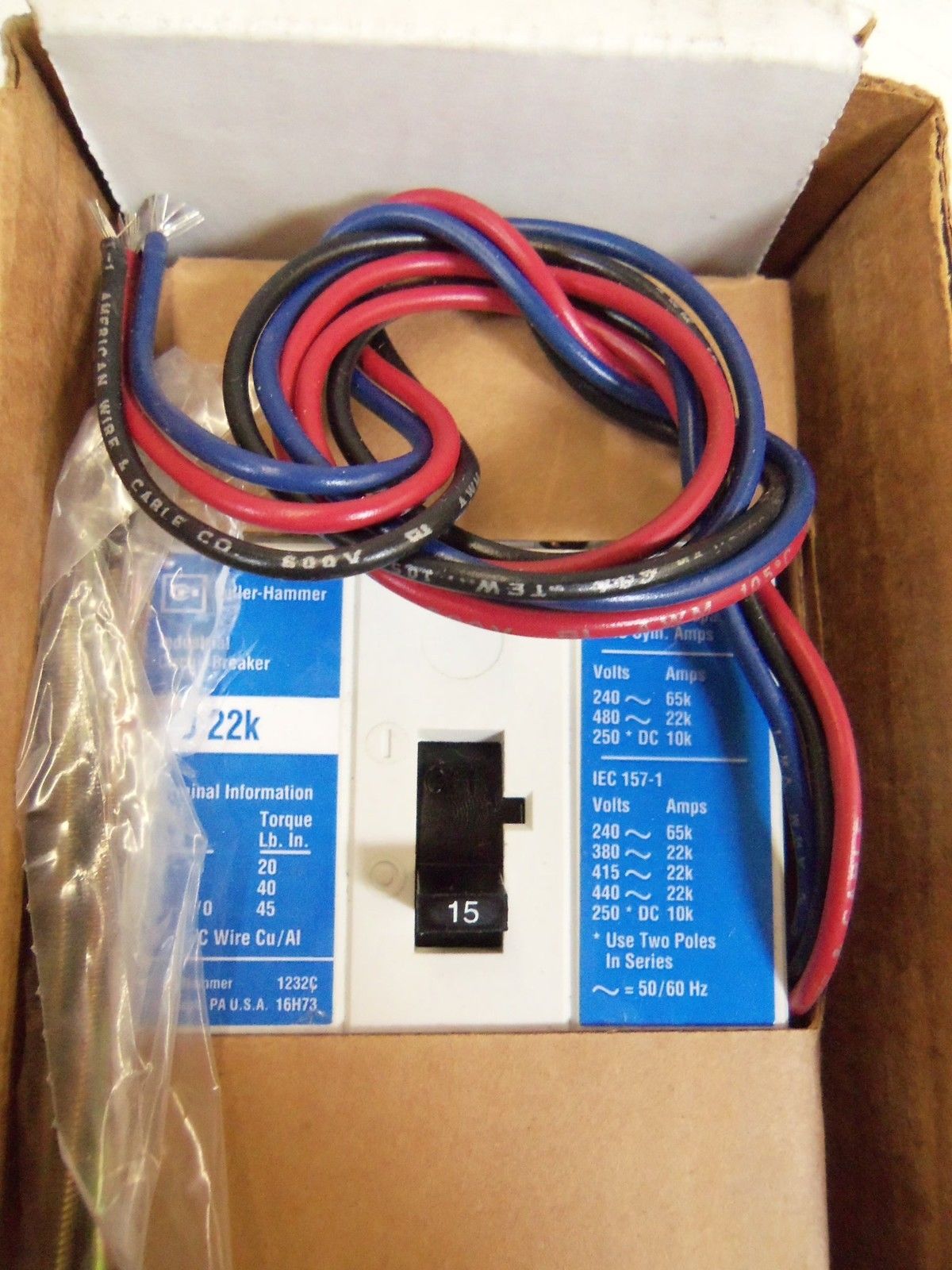 CUTLER HAMMER GD3015 w/ auxillary *NEW*