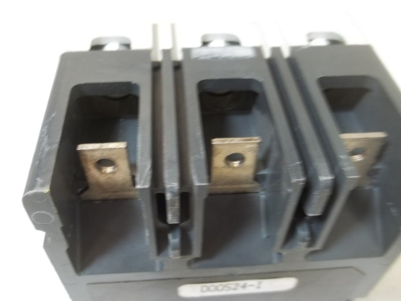 CUTLER HAMMER HFD3050 CIRCUIT  BREAKER 50A *USED*