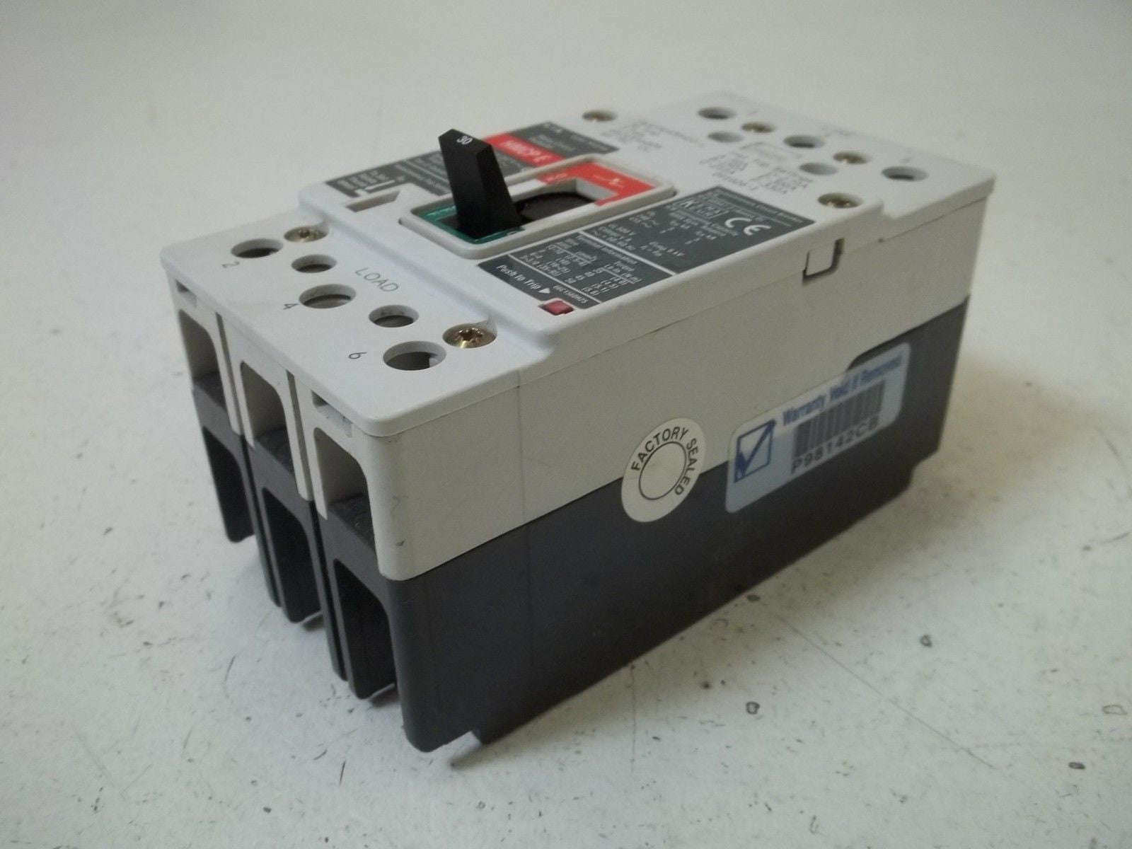 CUTLER HAMMER HMCPE030H1C CIRCUIT BREAKER *NEW IN BOX*