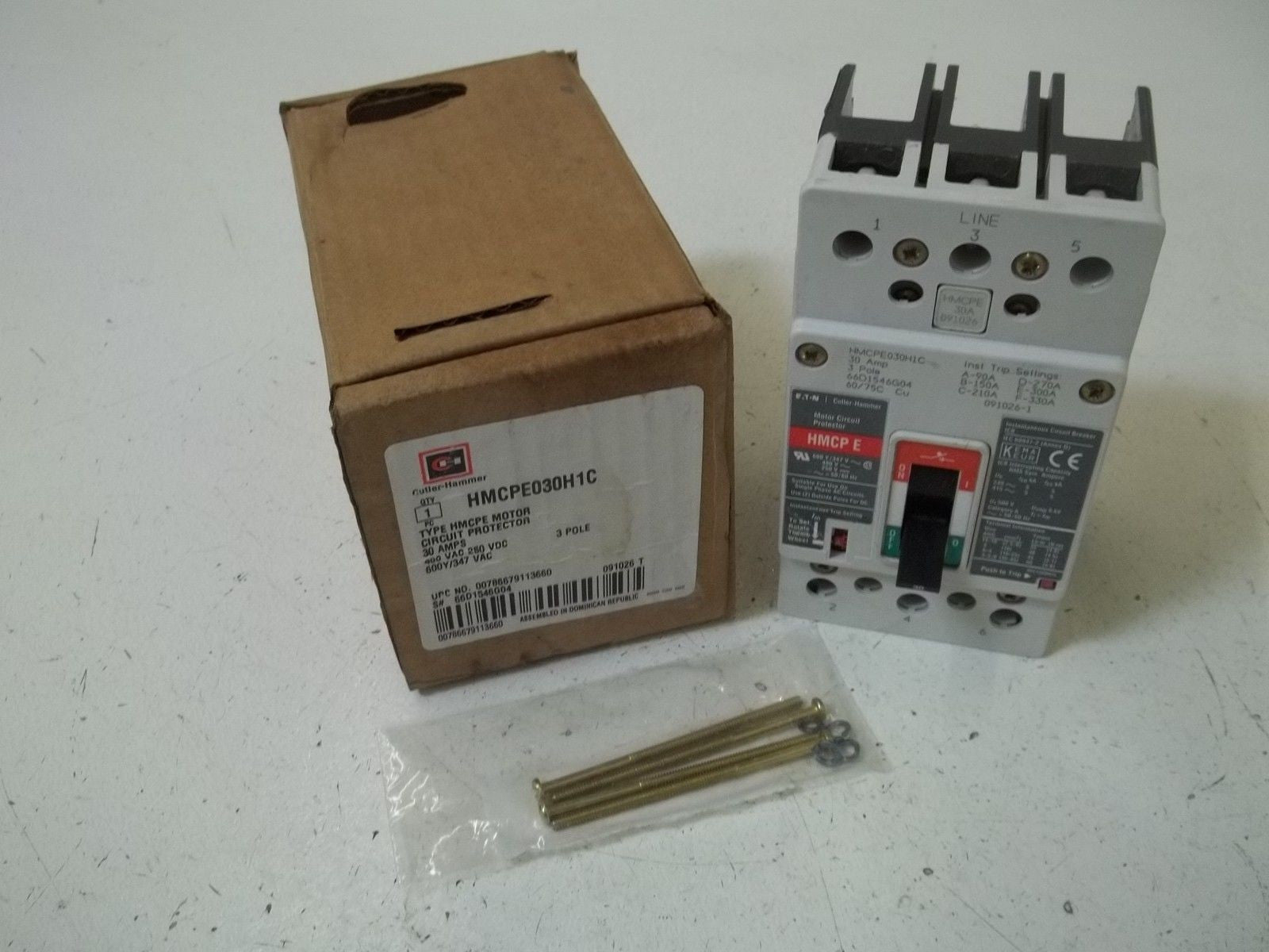 CUTLER HAMMER HMCPE030H1C CIRCUIT BREAKER *NEW IN BOX*
