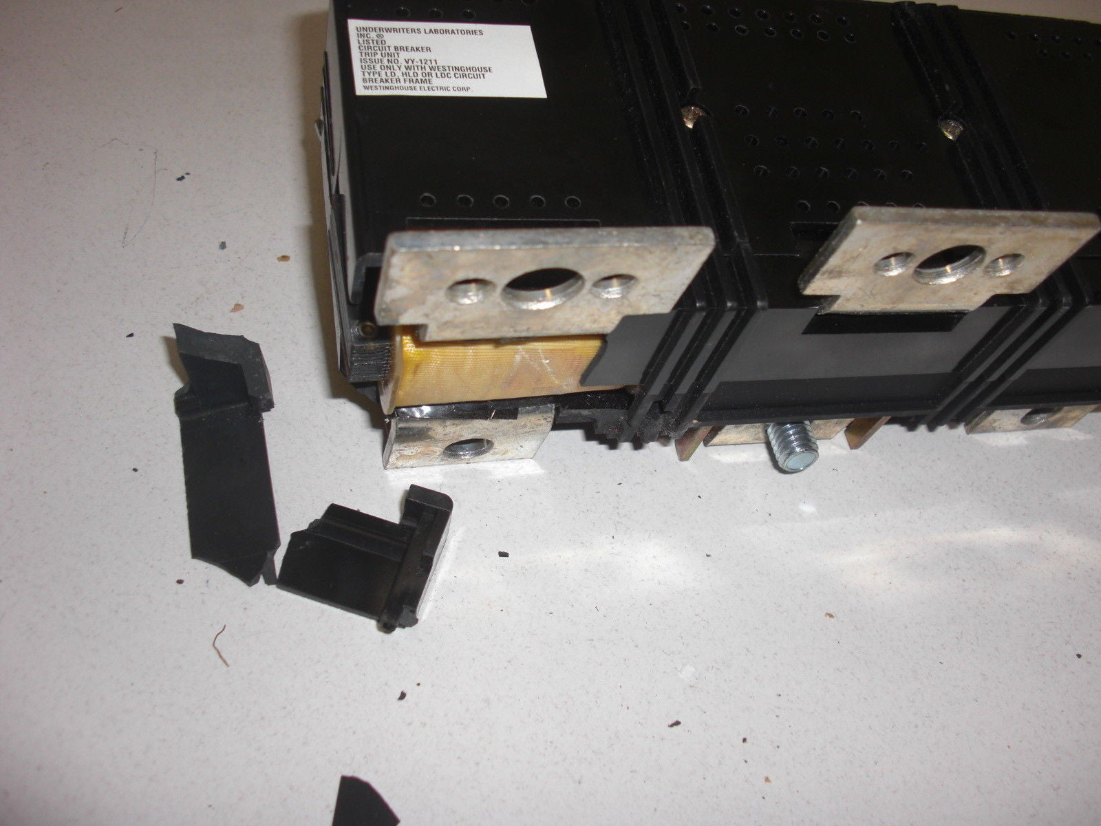 CUTLER HAMMER LES3600LS 600 AMP, 3 POLE, 600 VOLT, CIRCUIT BREAKER *USED*