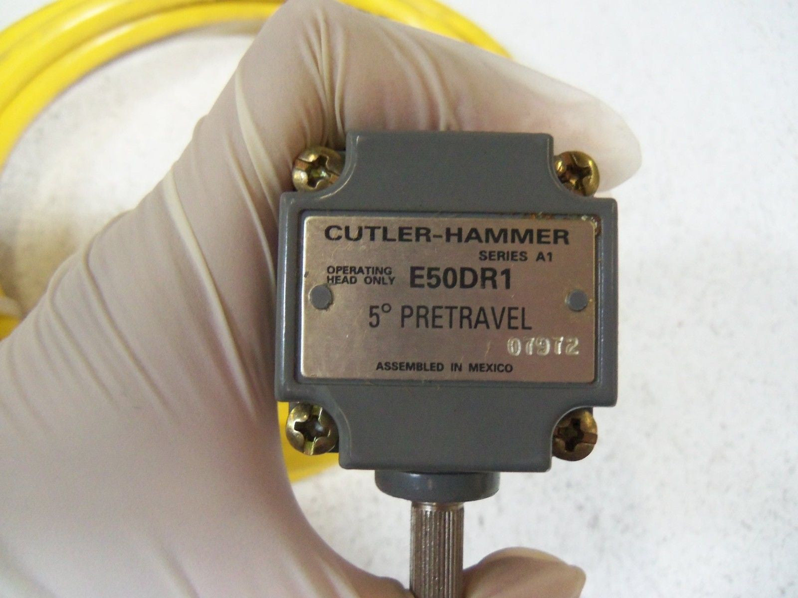 CUTLER HAMMER LIMIT SWITCH W/ CORD E50DR1 SER. A1/ E50SA6P SER.B1 *USED*