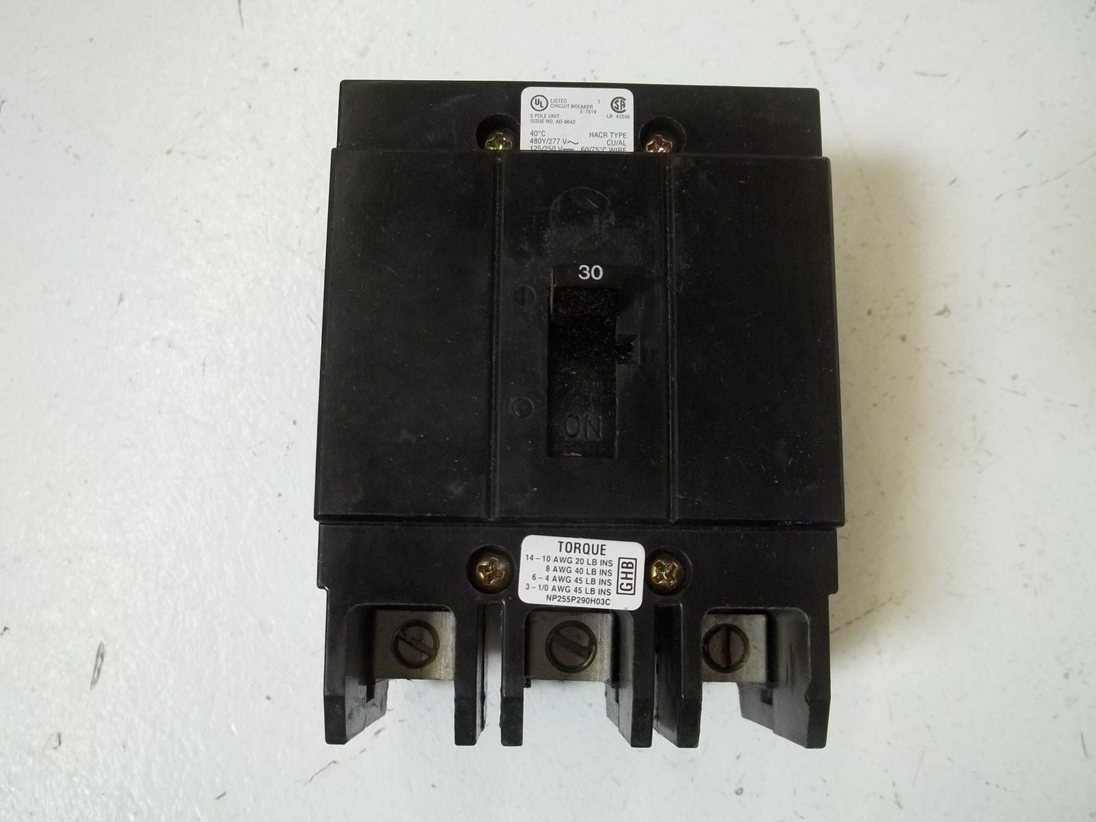 CUTLER HAMMER GHB3030 INDUSTRIAL CIRCUIT BREAKER *NEW IN BOX*