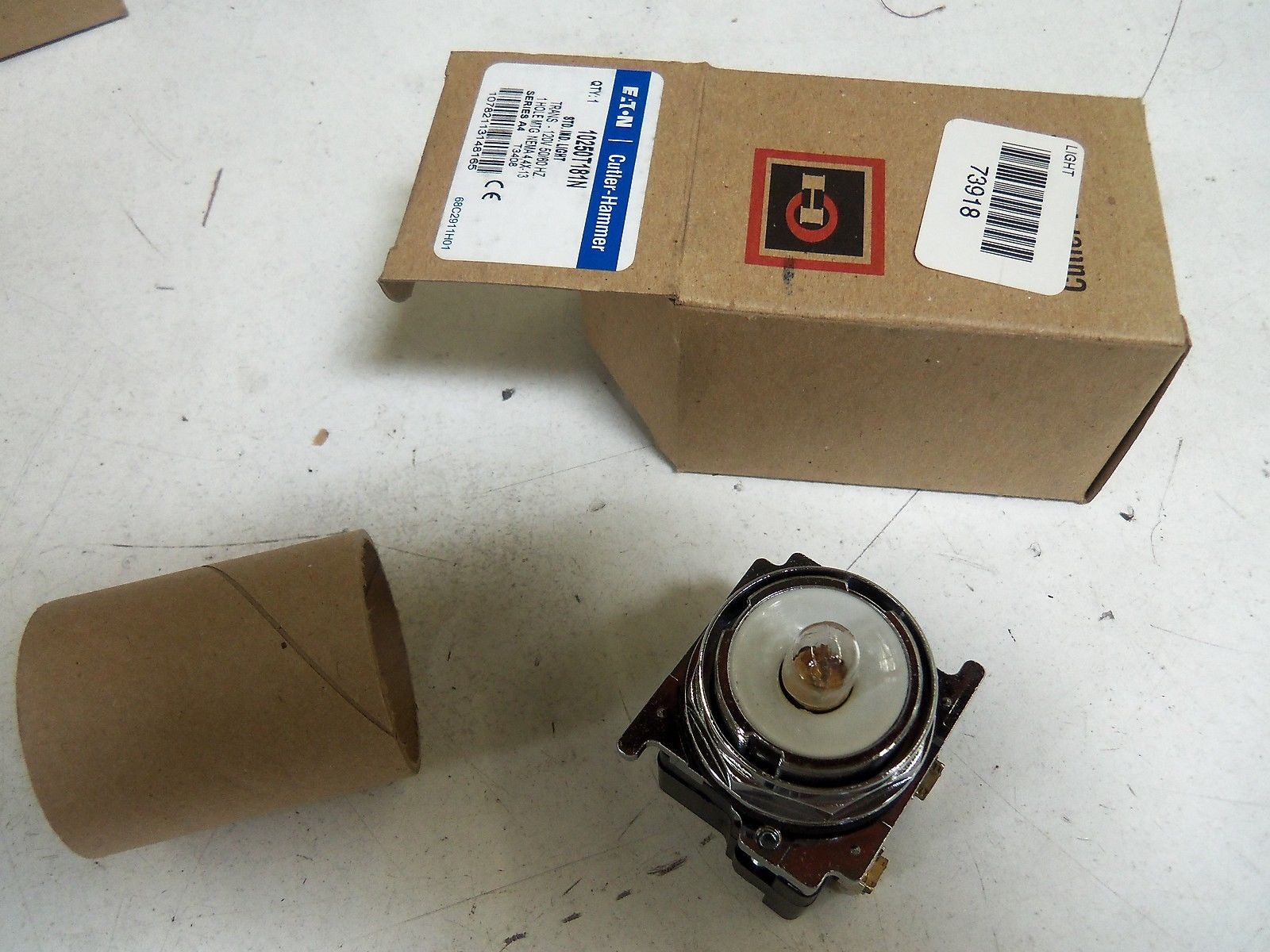 CUTLER HAMMER 10250T181N *NEW IN BOX*