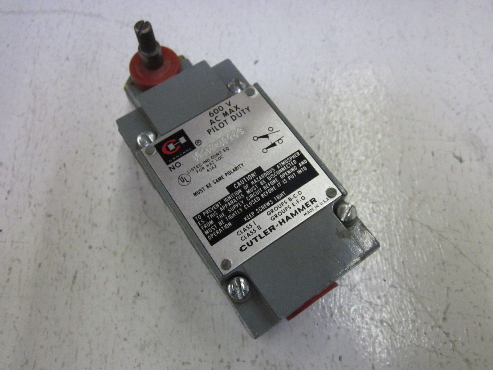 CUTLER HAMMER 10316H1002C 600V *NEW*